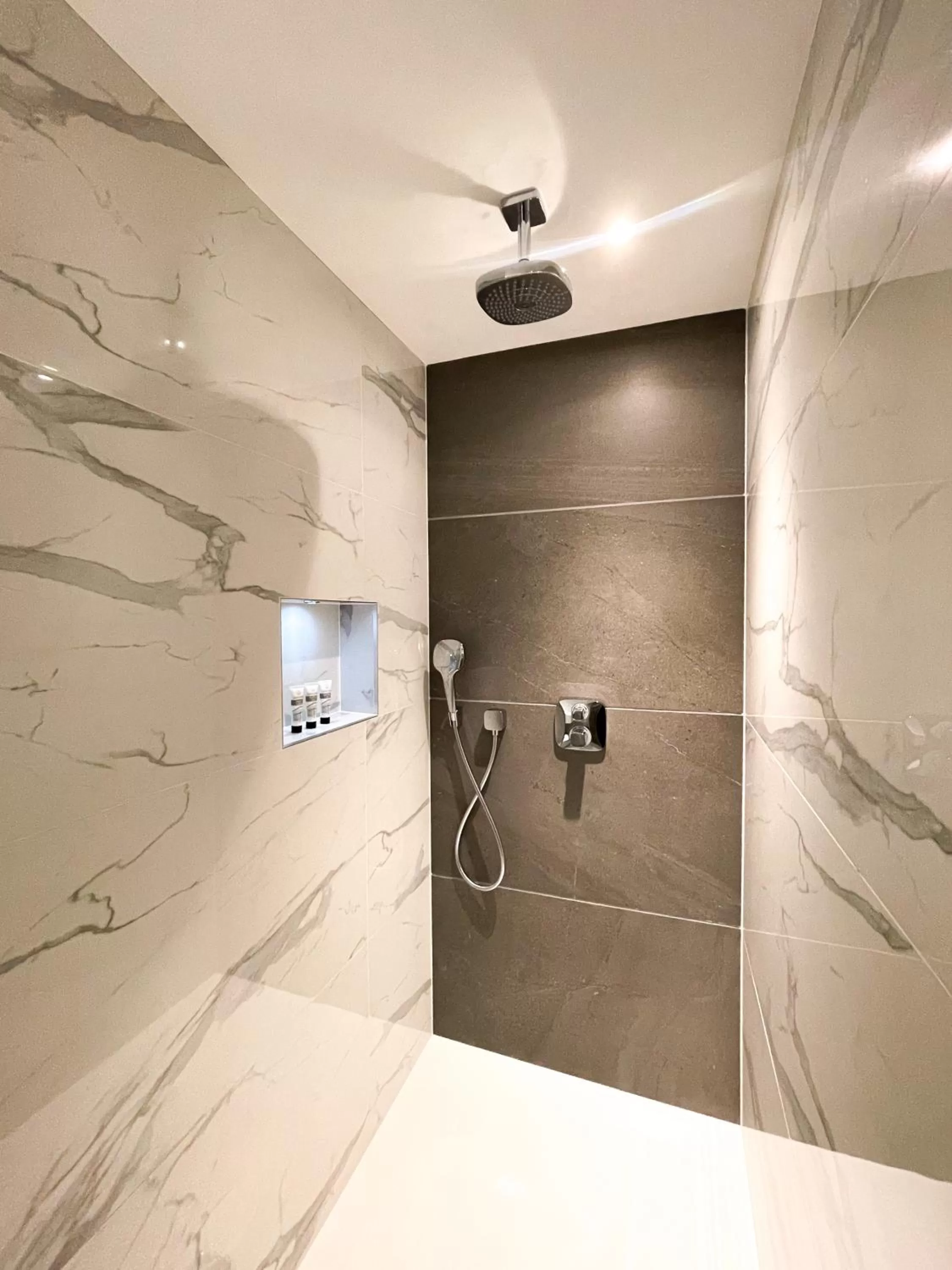 Merit Kensington Hotel