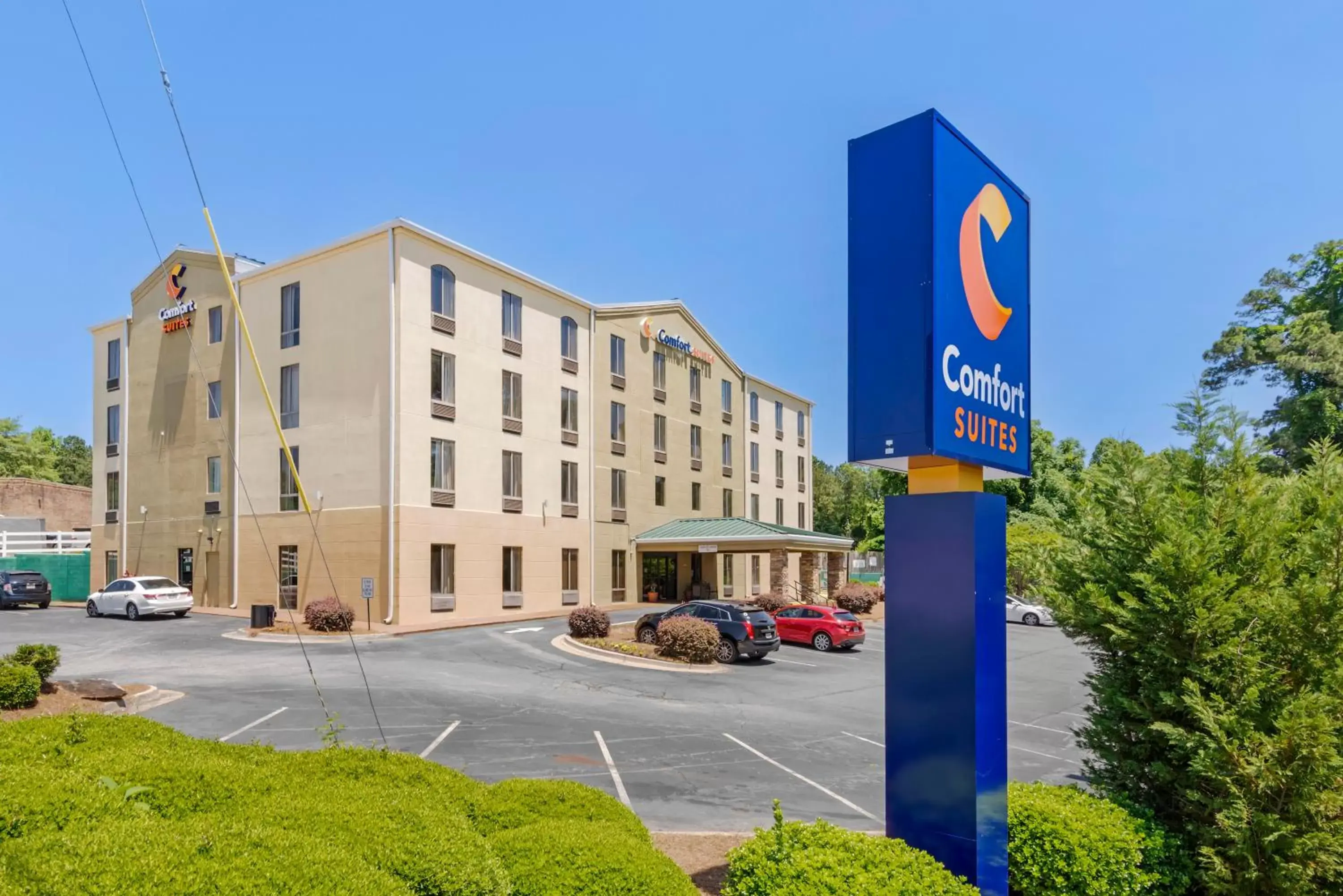Property building in Comfort Suites Columbus State University Area Property building in Comfort Suites Columbus State University Area