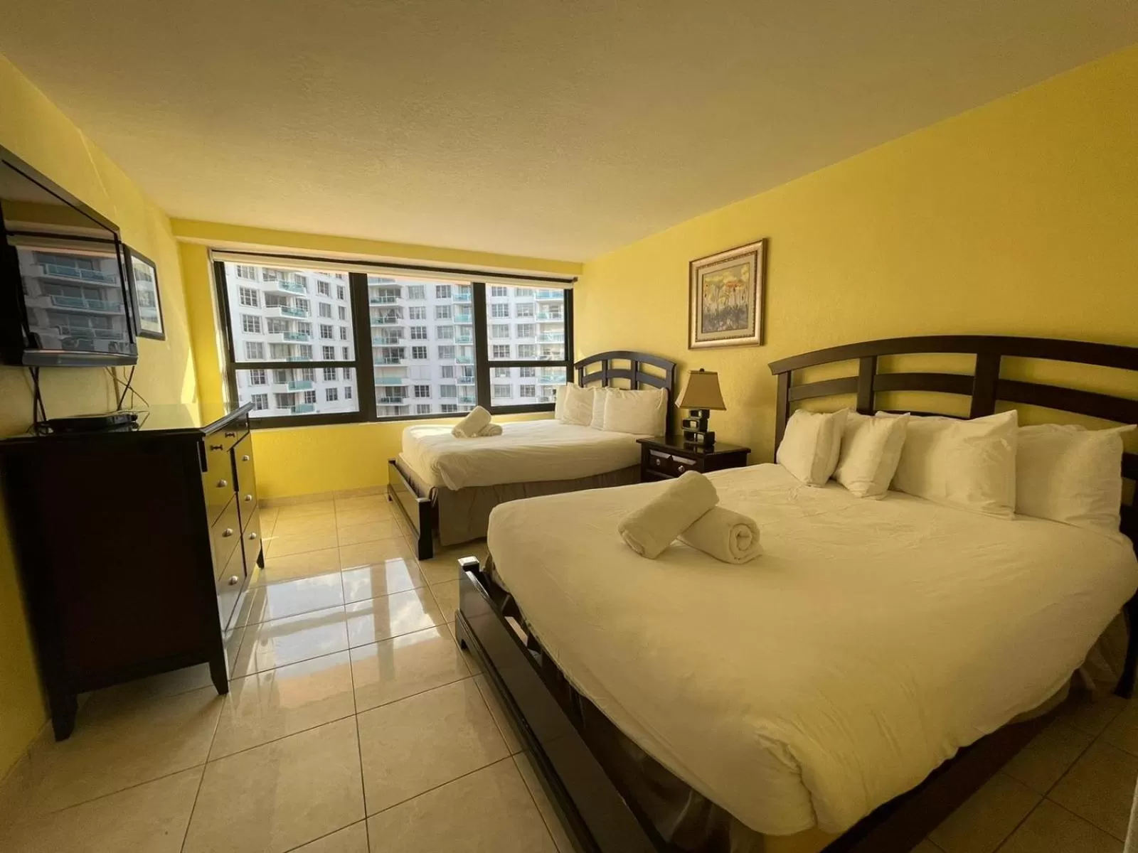 Bedroom, Bed in The Alexander Beach Residences