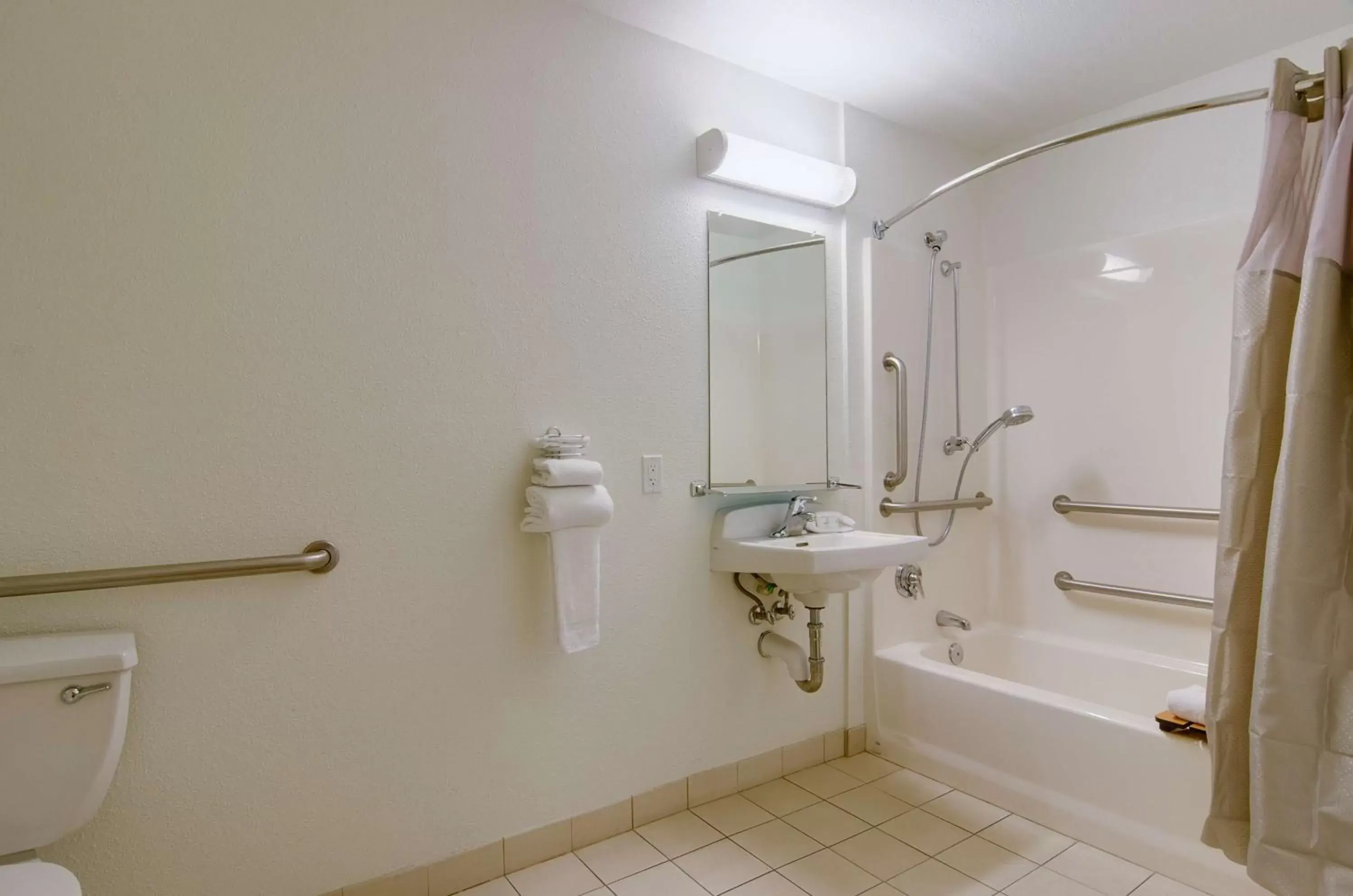 Bathroom in Motel 6-Tacoma, WA - Fife