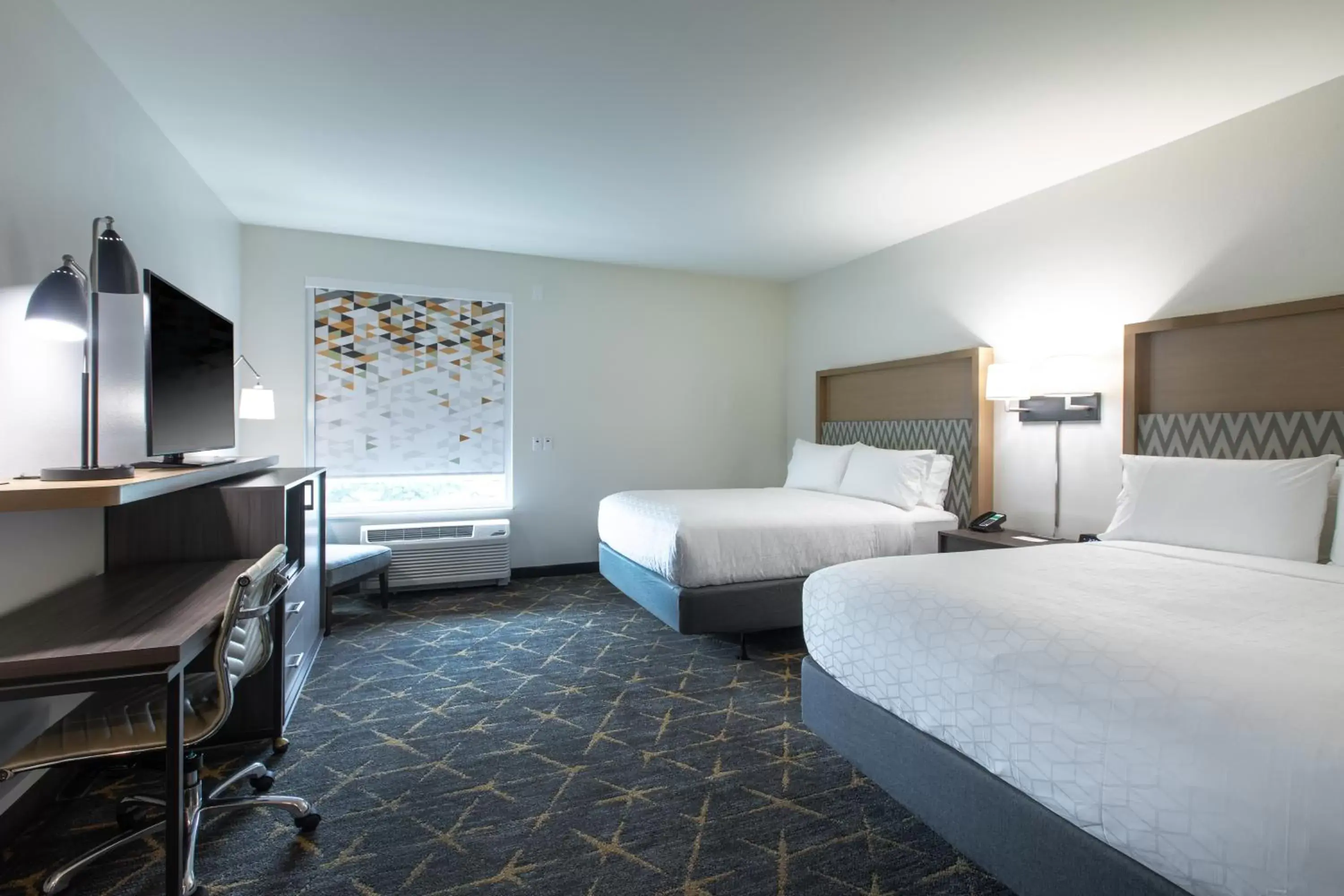 minibar, Bed in Holiday Inn Greenville - Woodruff Road, an IHG Hotel
