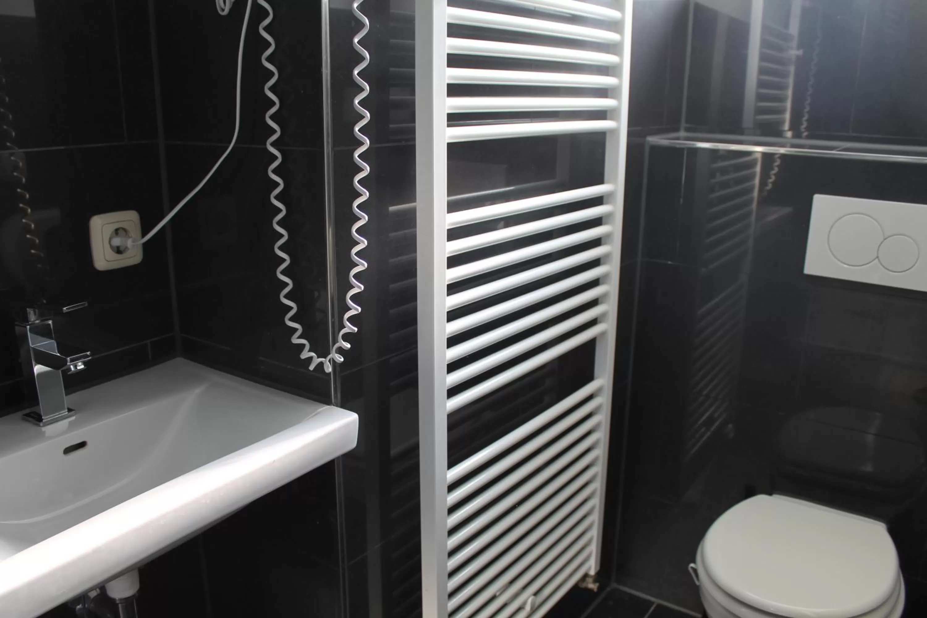 Toilet in Station - Hostel for Backpackers