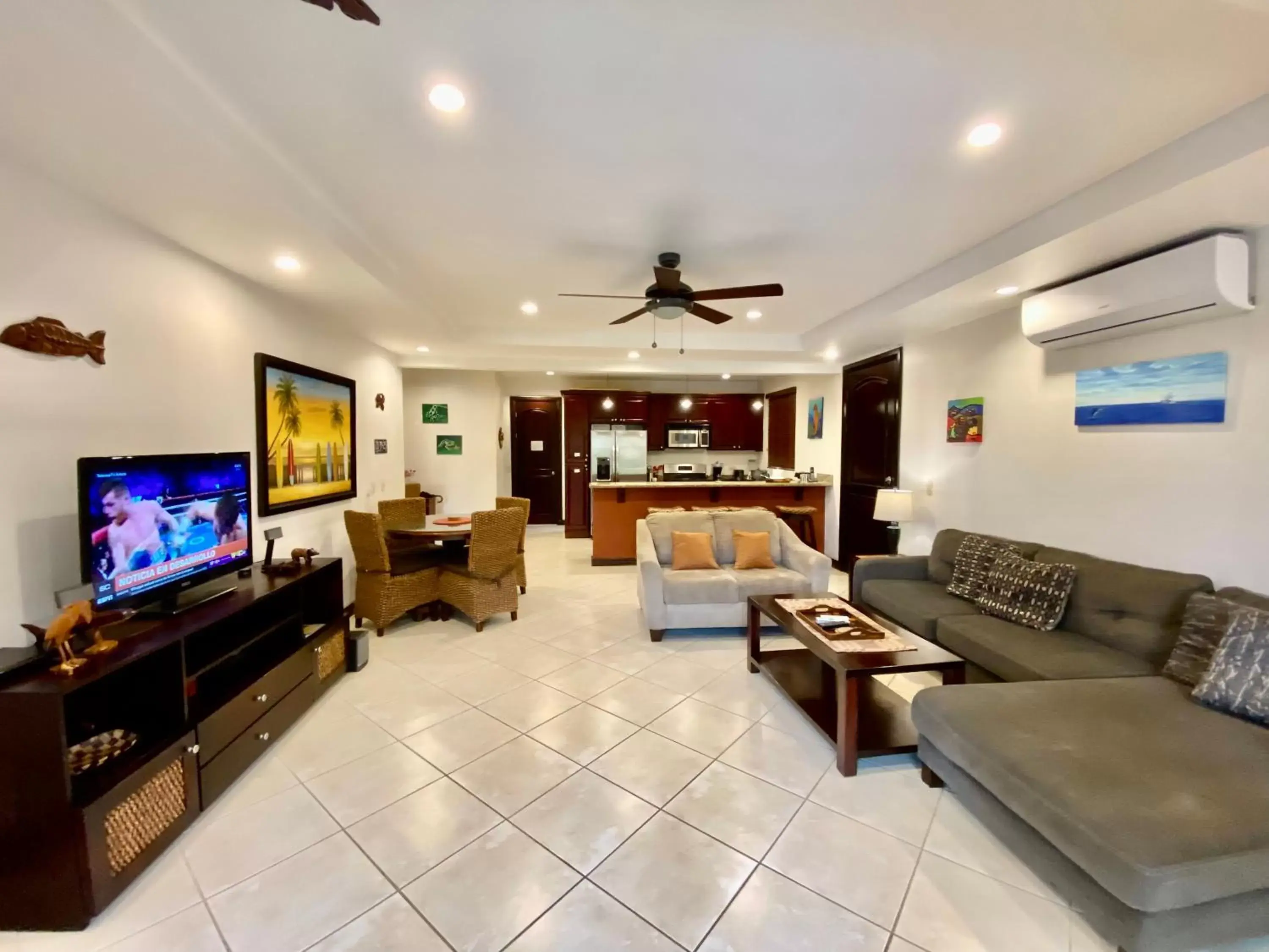 Living room, Seating Area in Monte Carlo Luxury Condominiums