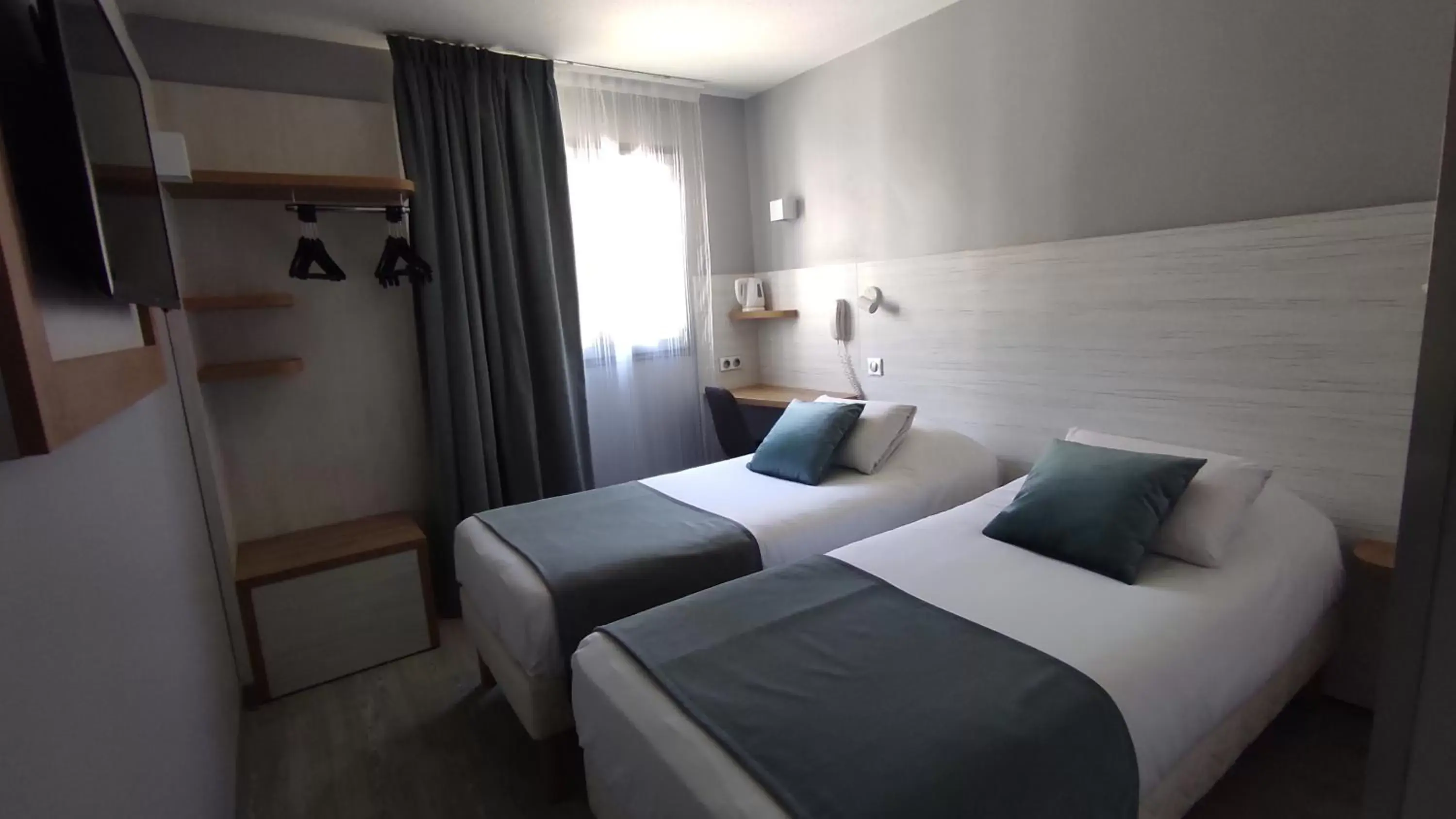 Classic Twin Room in Kyriad Montpellier Sud - A709