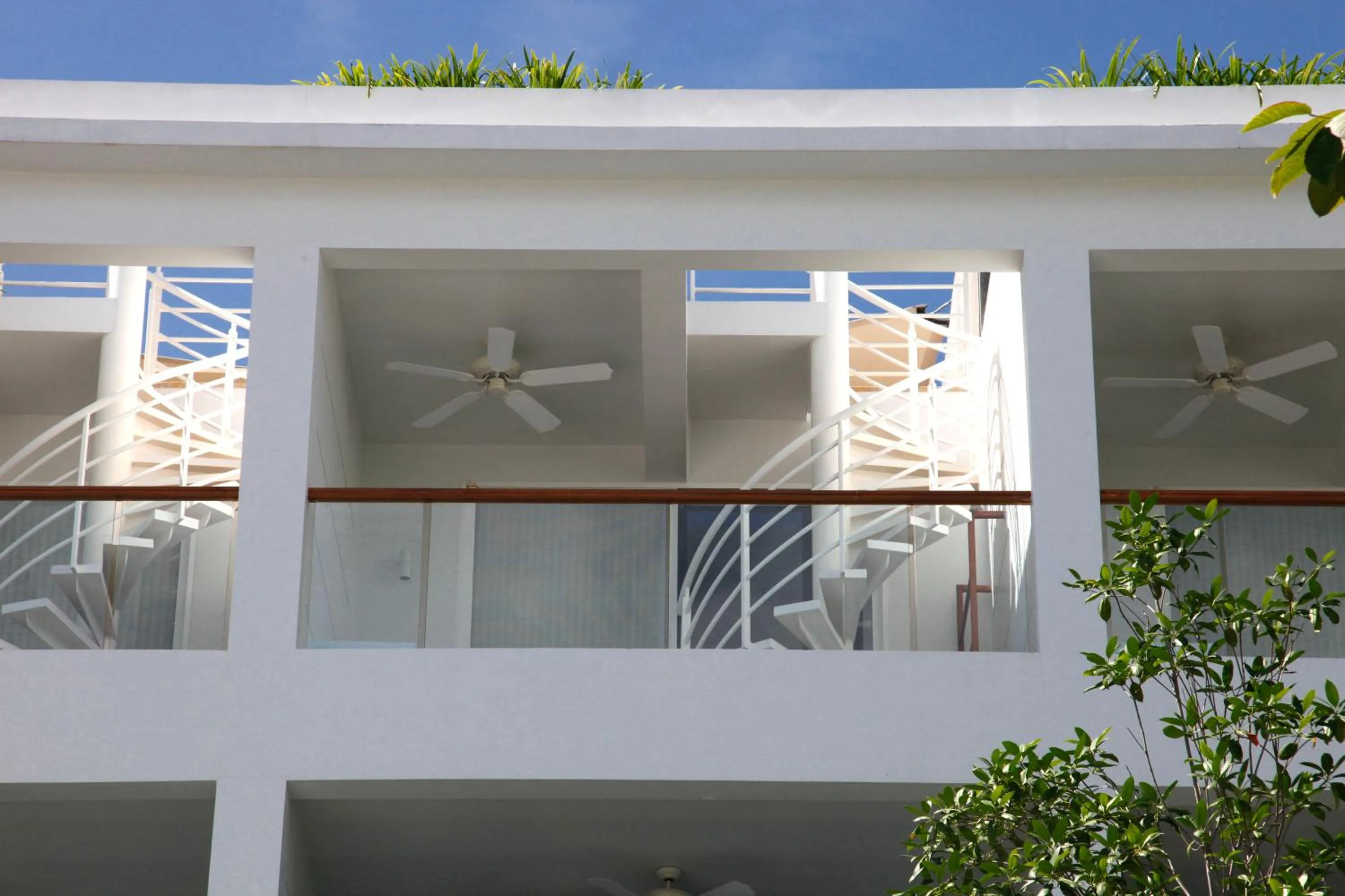 Pool view in Nap Patong