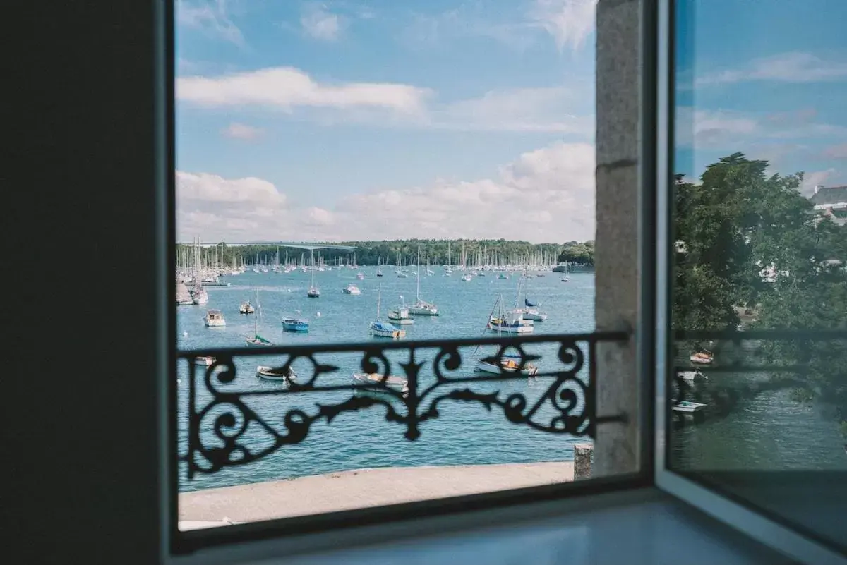 View (from property/room), River View in Hotel Du Bac