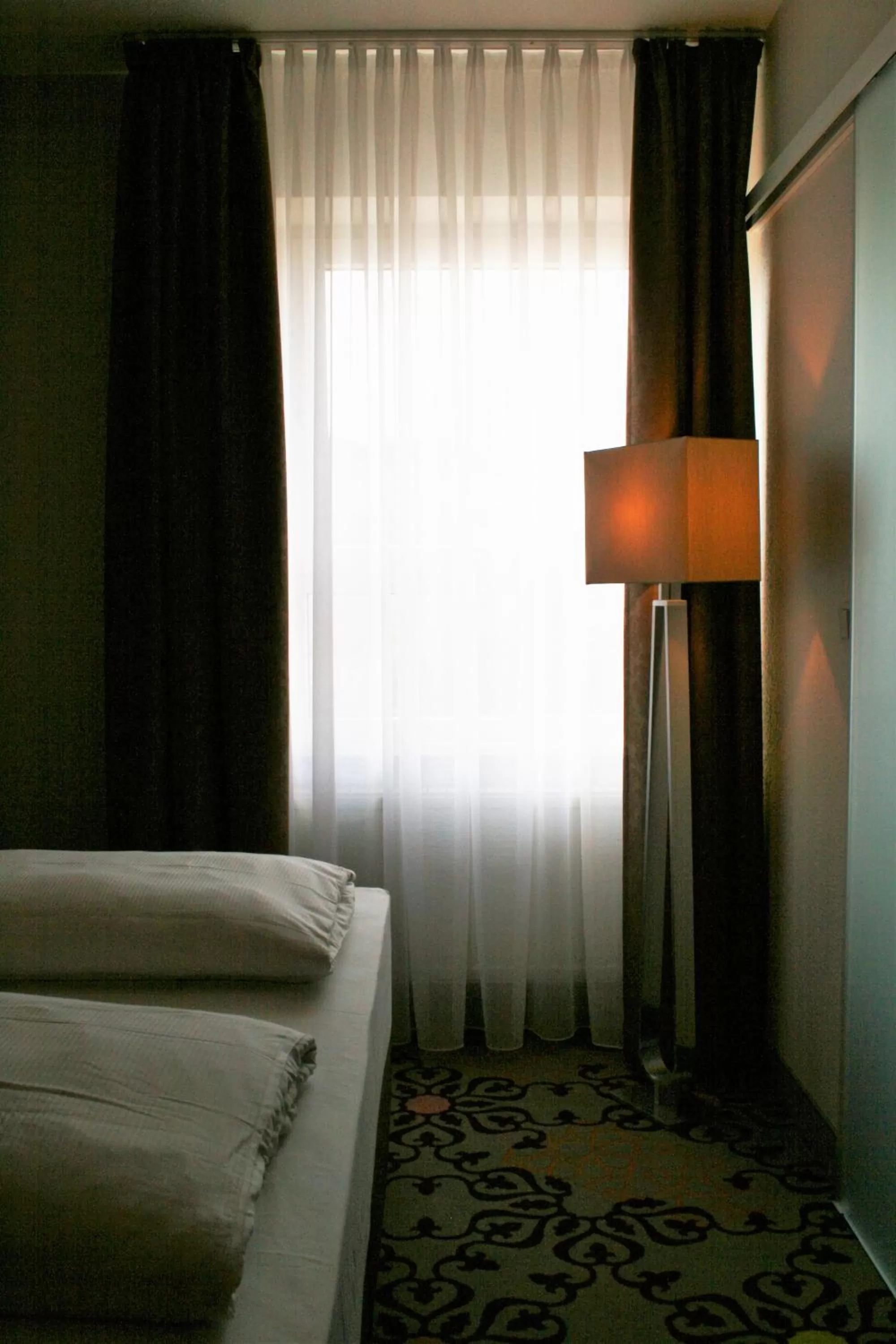 Business facilities, Bed in HOTEL PARQÉO im A66