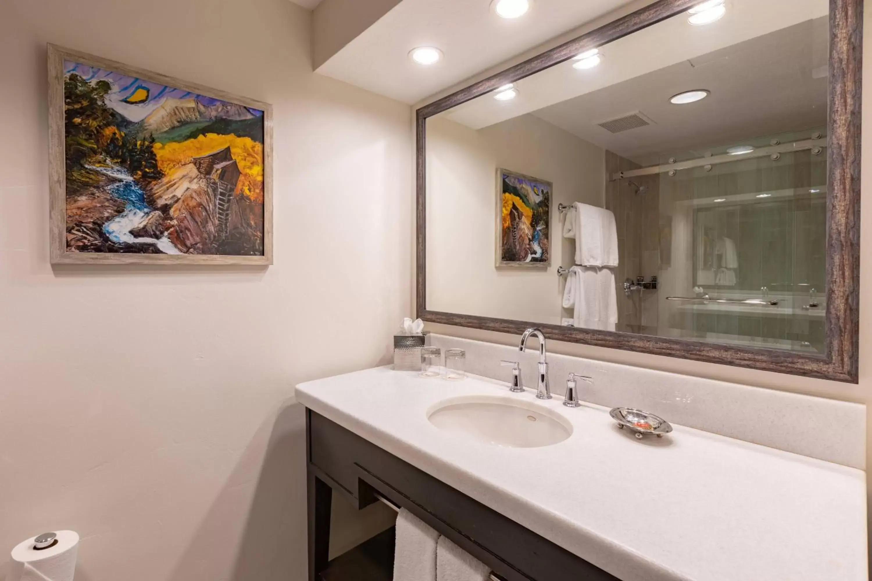 Bathroom in Beaver Creek Lodge, Autograph Collection