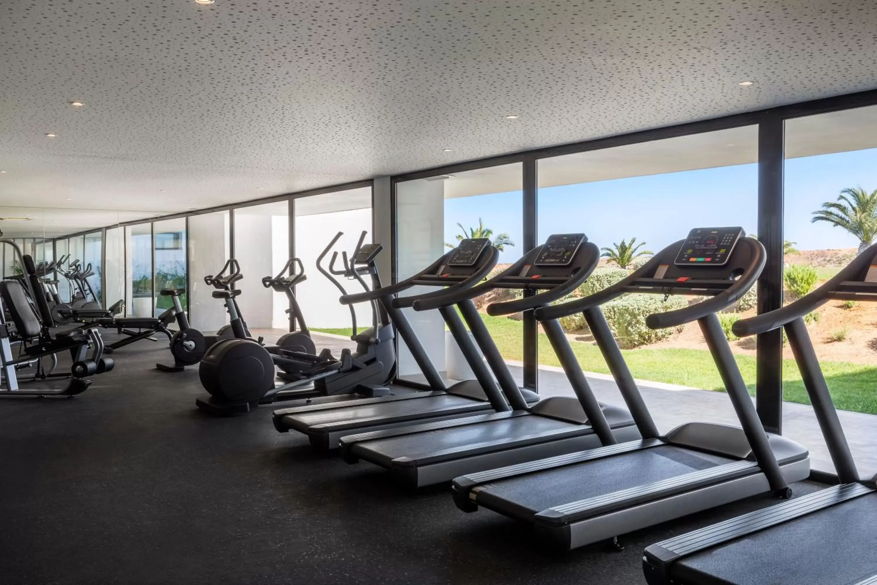 Fitness centre/facilities in Memmo Baleeira - Design Hotels