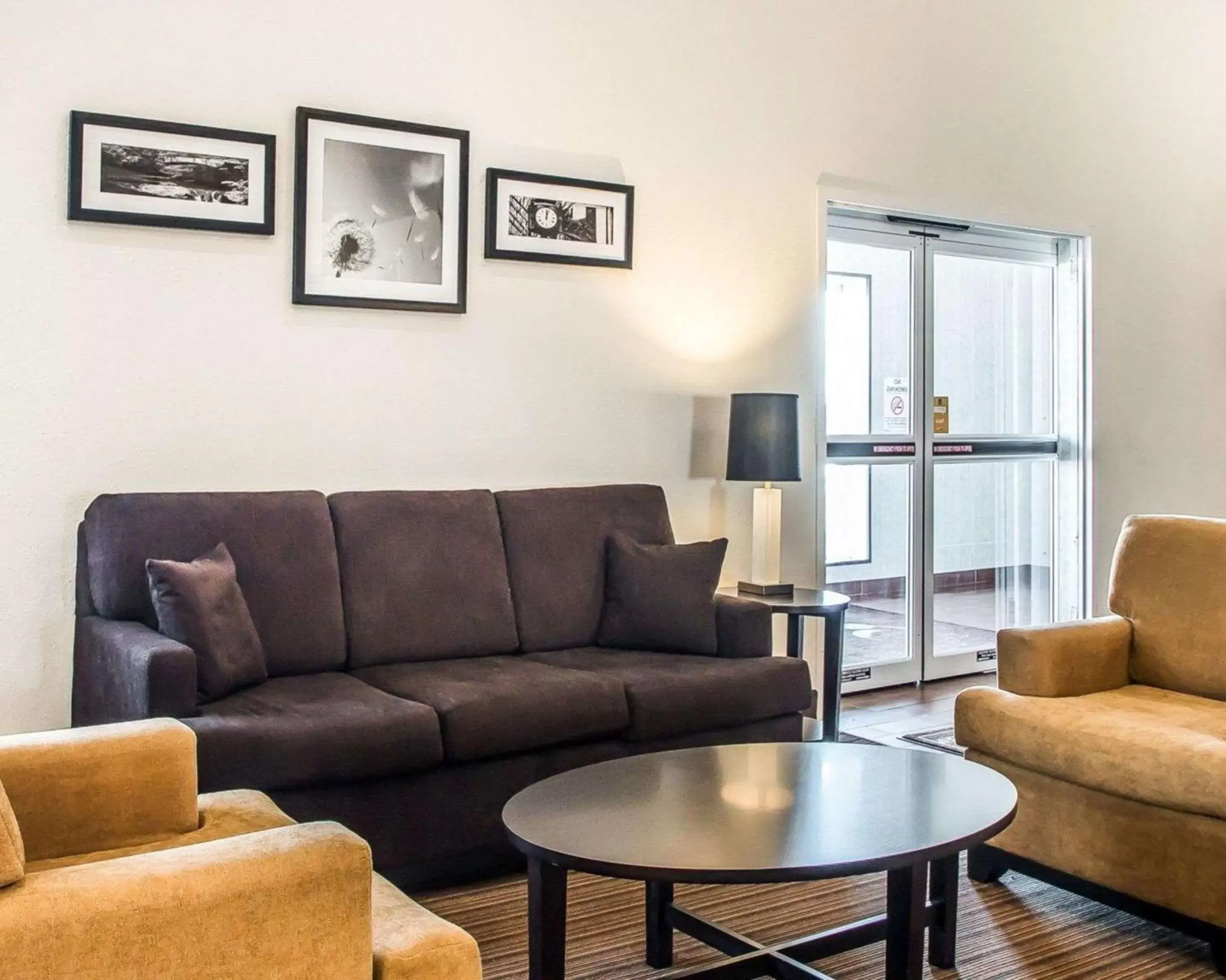 Lobby or reception, Seating Area in Sleep Inn & Suites Mount Vernon