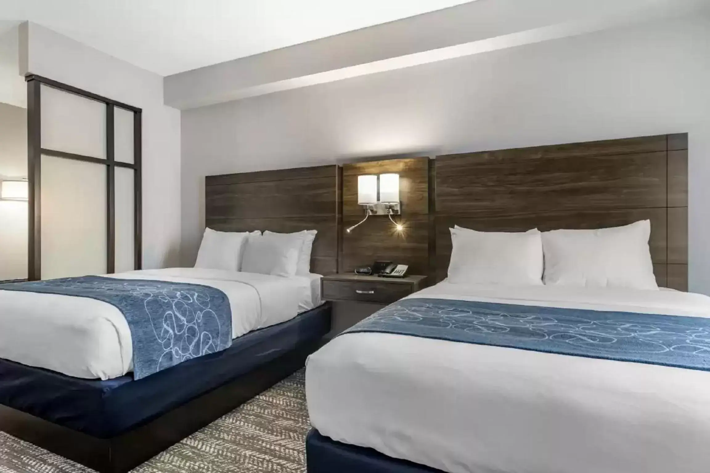 Bed in Comfort Suites McDonough Atlanta South