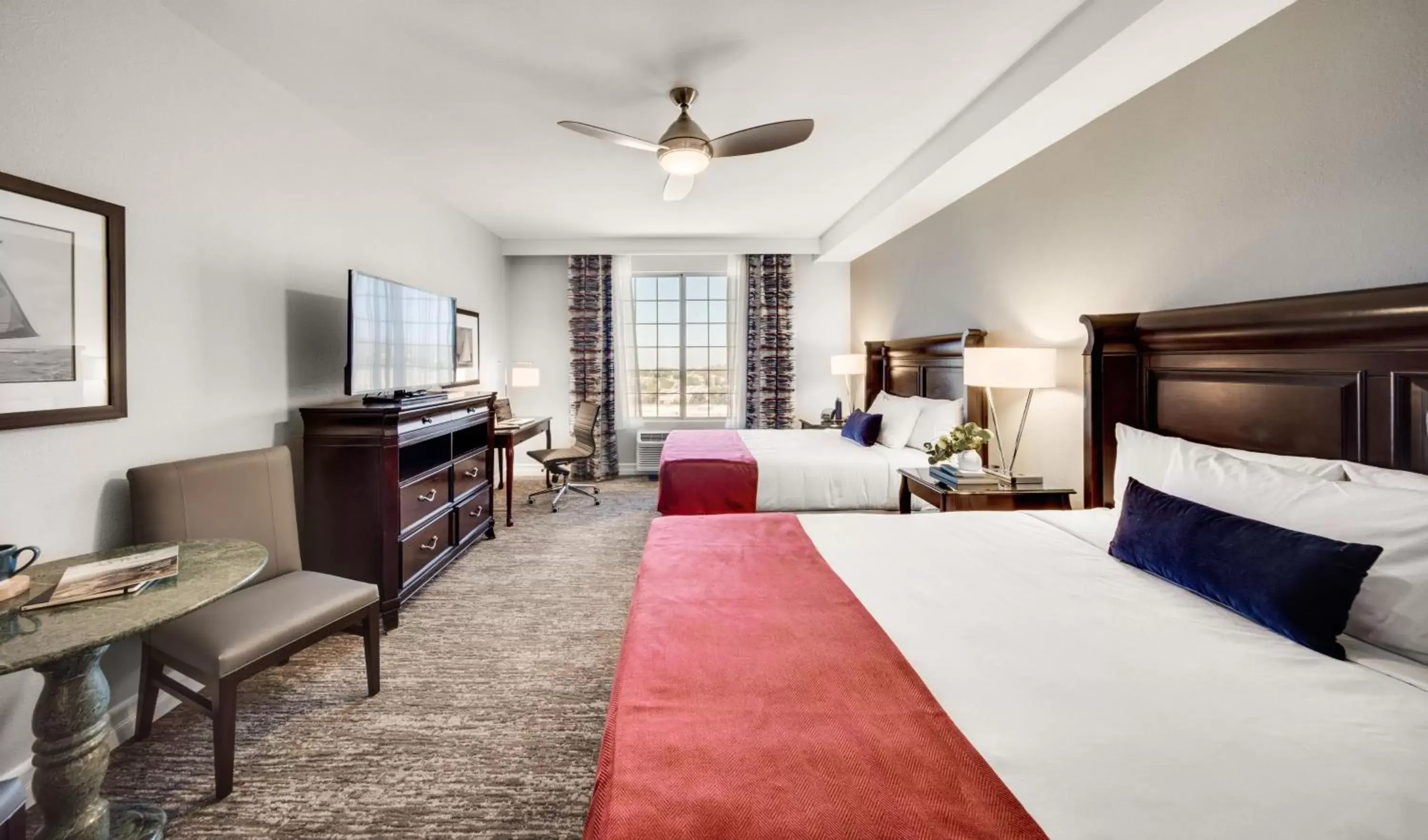 Photo of the whole room, Bed in Ayres Suites Mission Viejo - Lake Forest Photo of the whole room, Bed in Ayres Suites Mission Viejo - Lake Forest