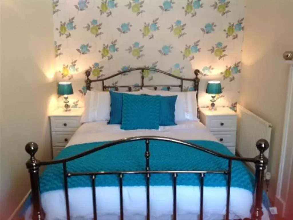 Bed in The New Inn