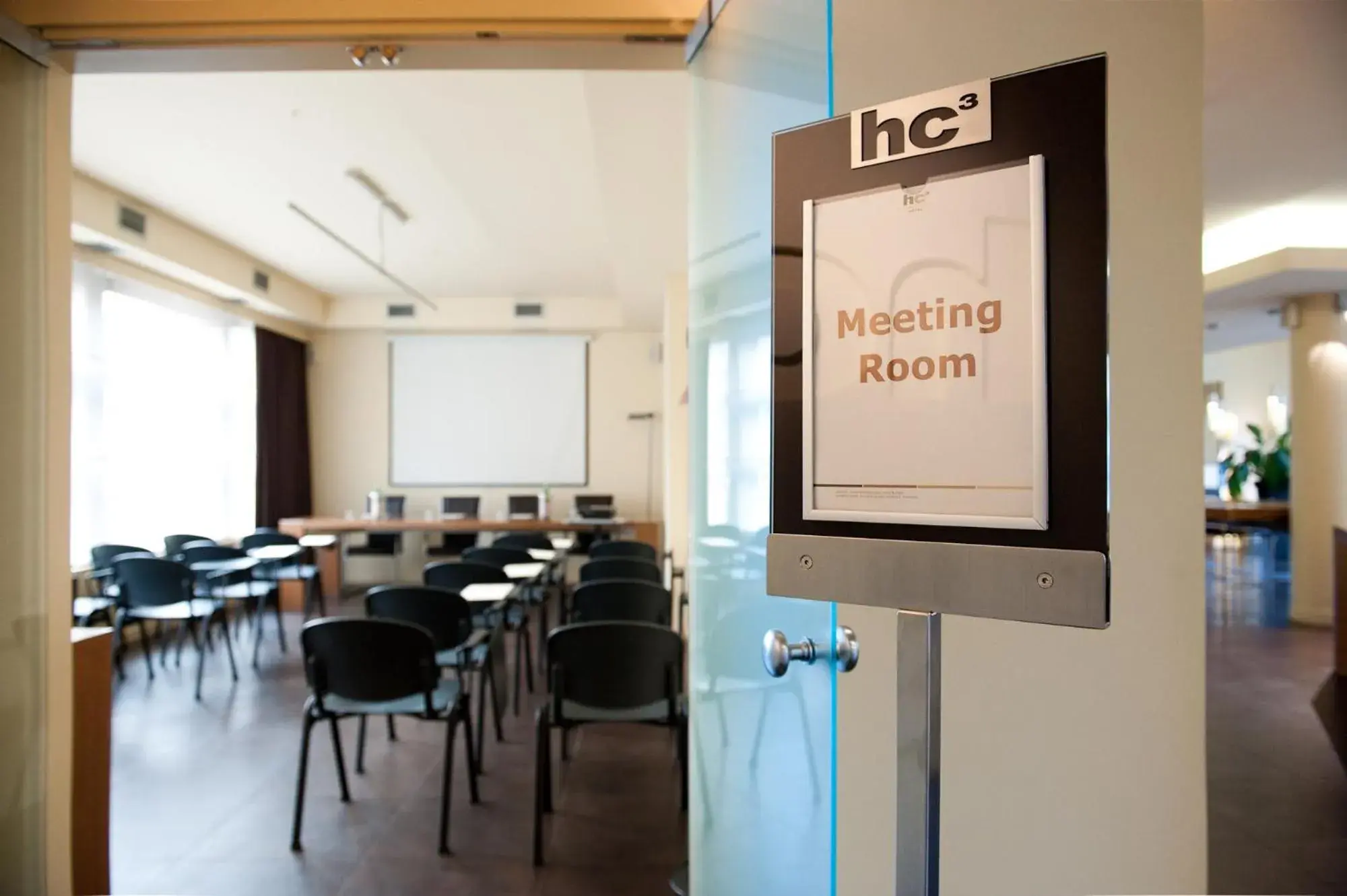 Meeting/conference room in HC3 Hotel