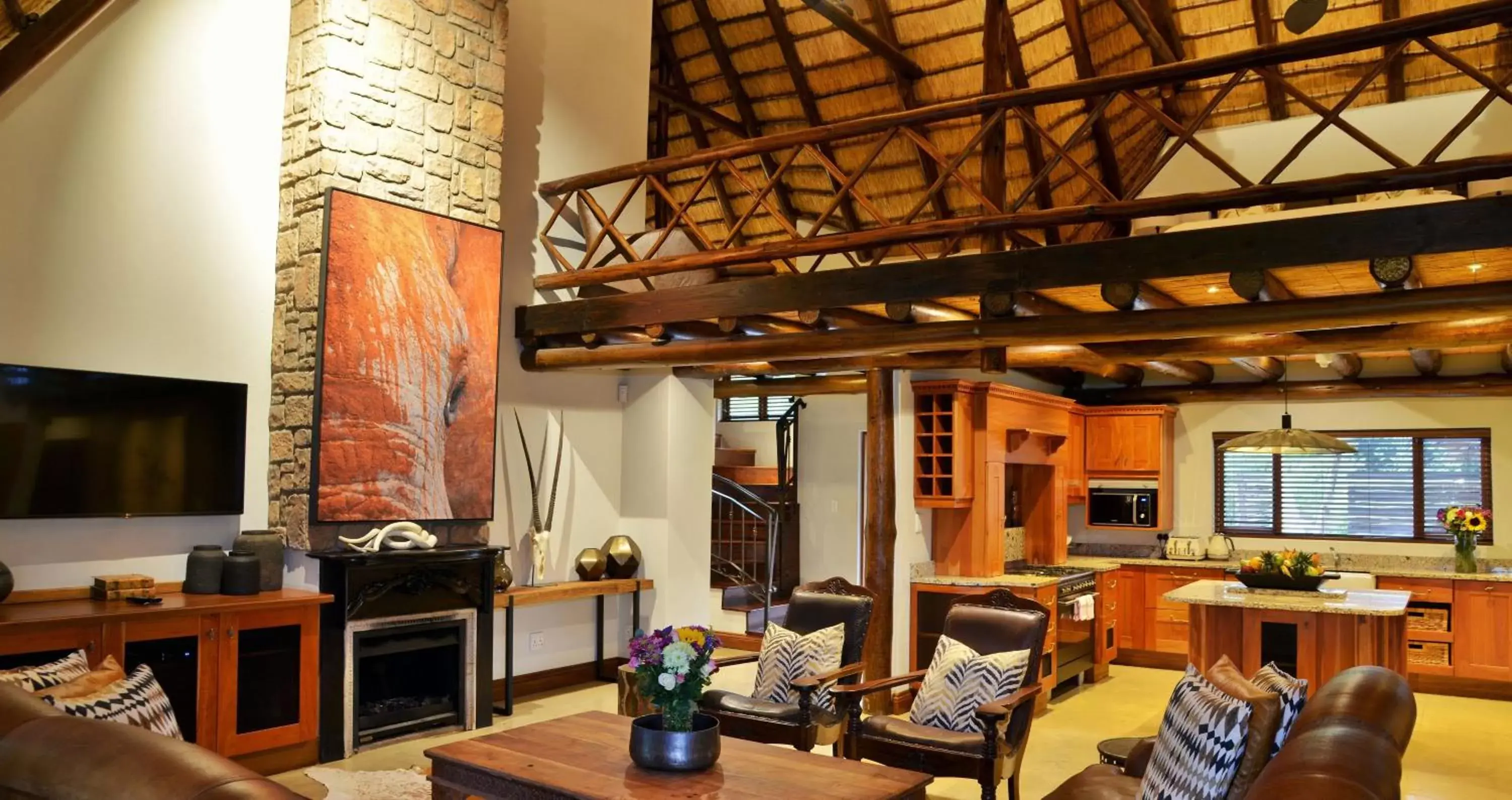 Living room, Restaurant/Places to Eat in ANEW Hotel Hluhluwe