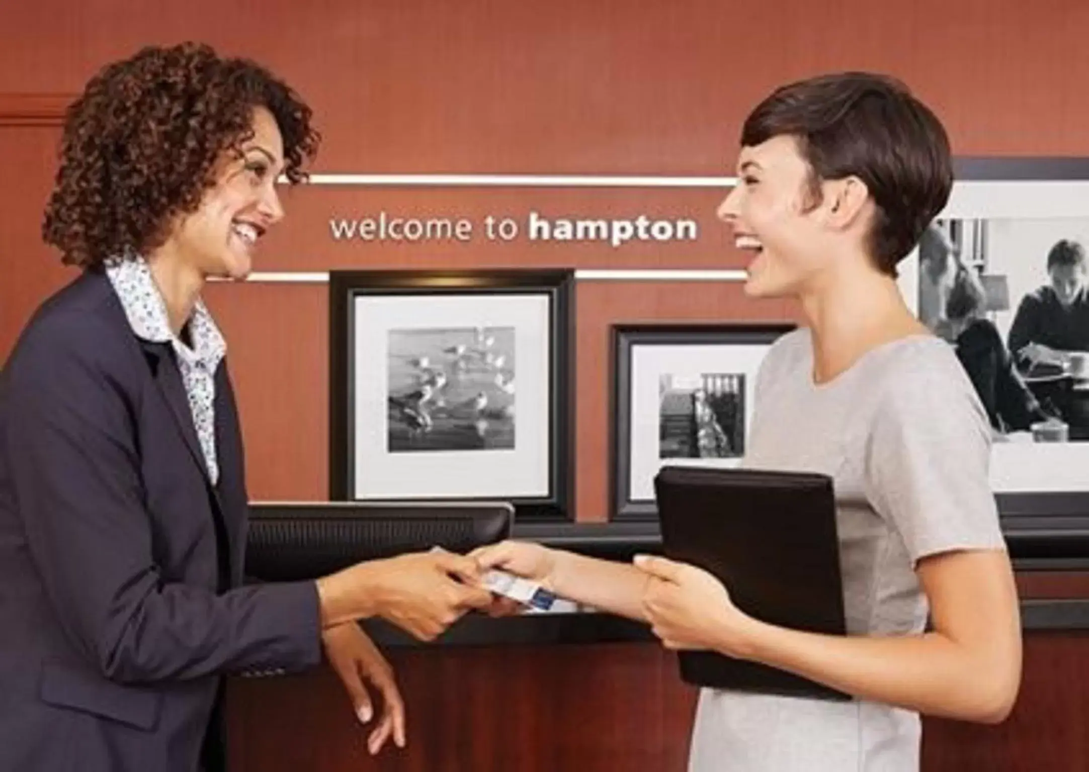 Staff in Hampton Inn Buffalo - Amherst