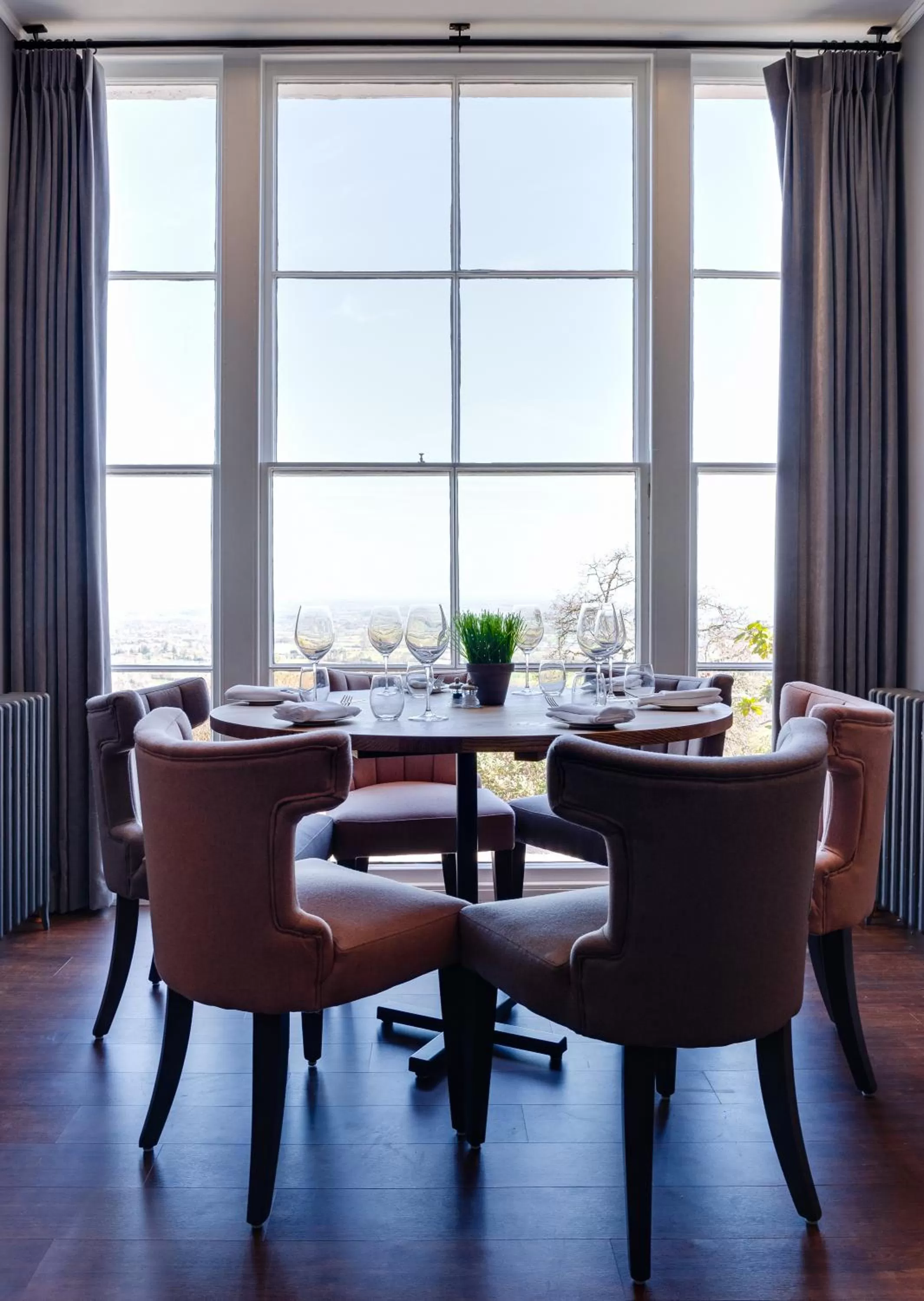 Restaurant/places to eat in Cottage In The Wood