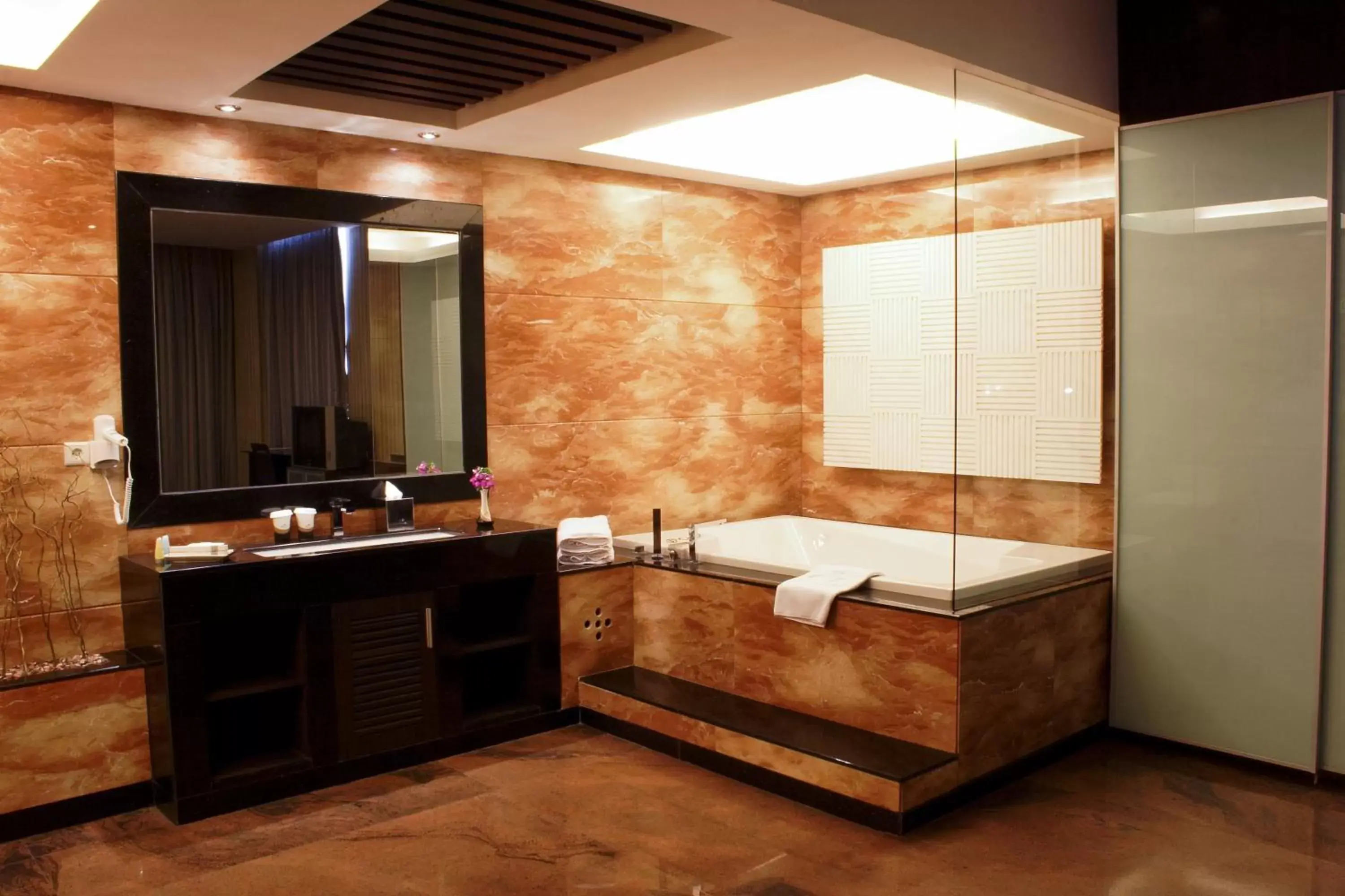 Bathroom in FM7 Resort Hotel - Jakarta Airport