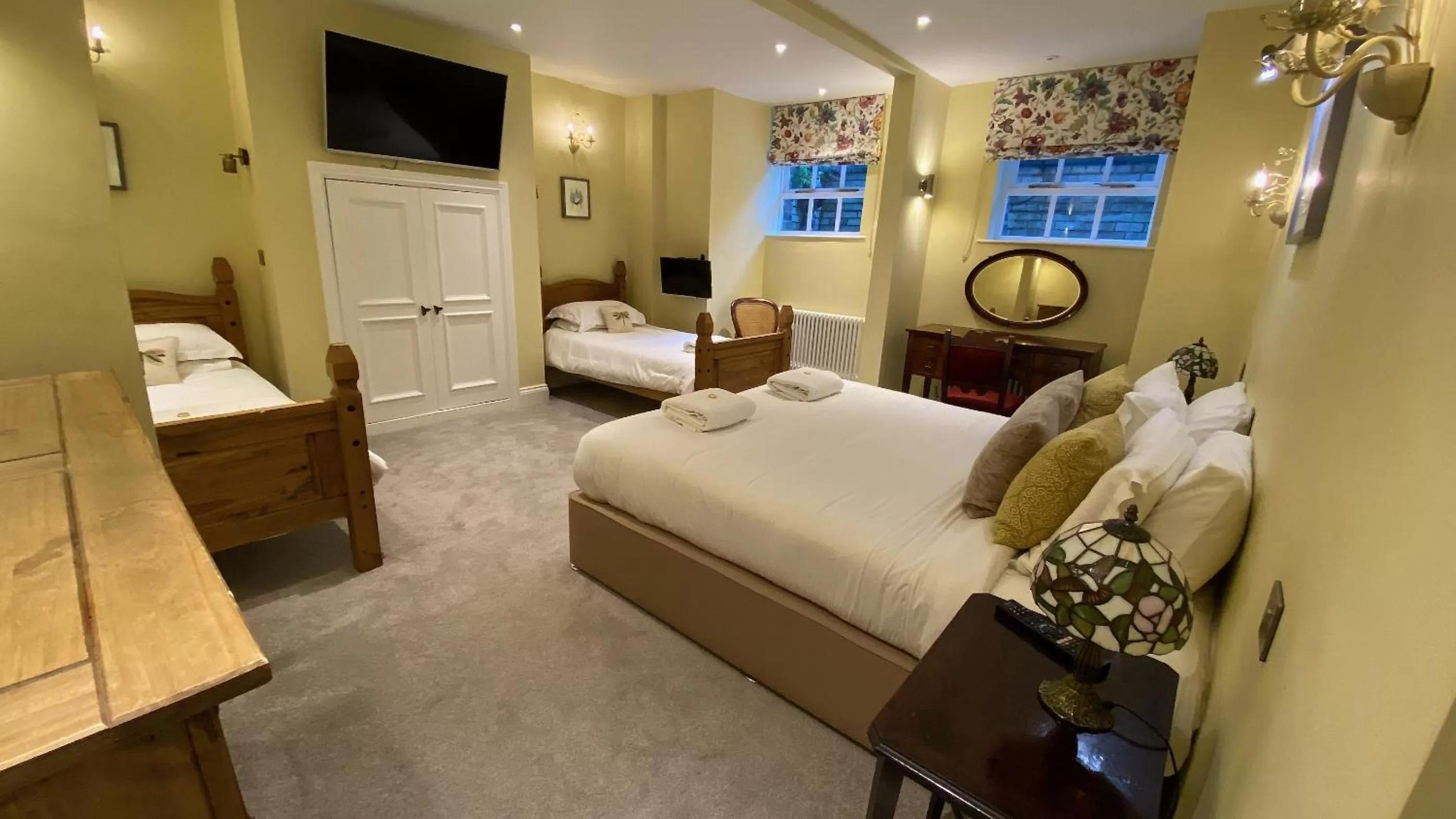 Family in 23 St Mary's