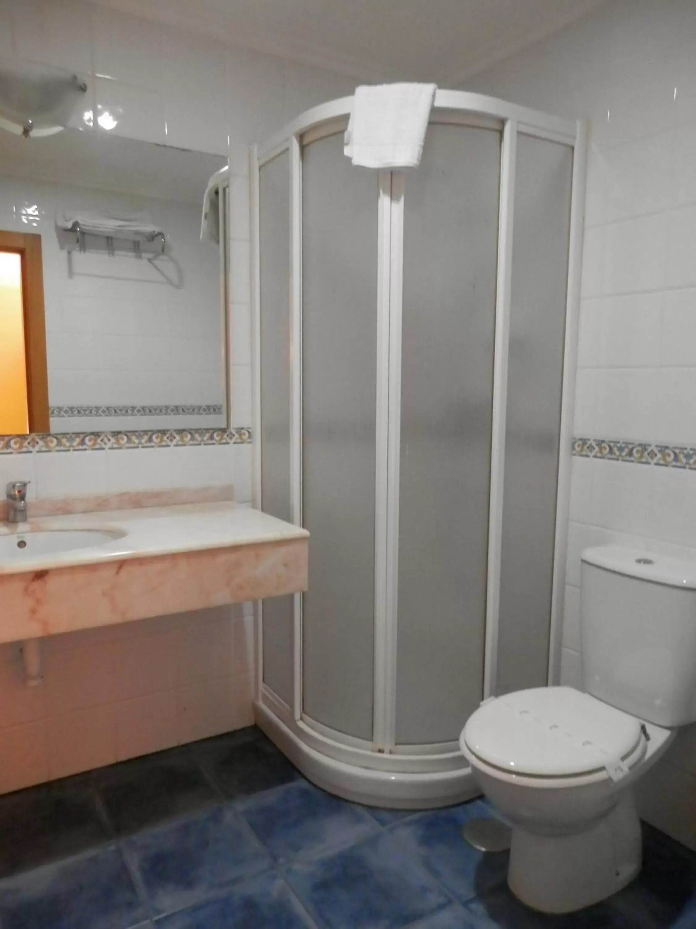 Bathroom in Hotel Doña Maria