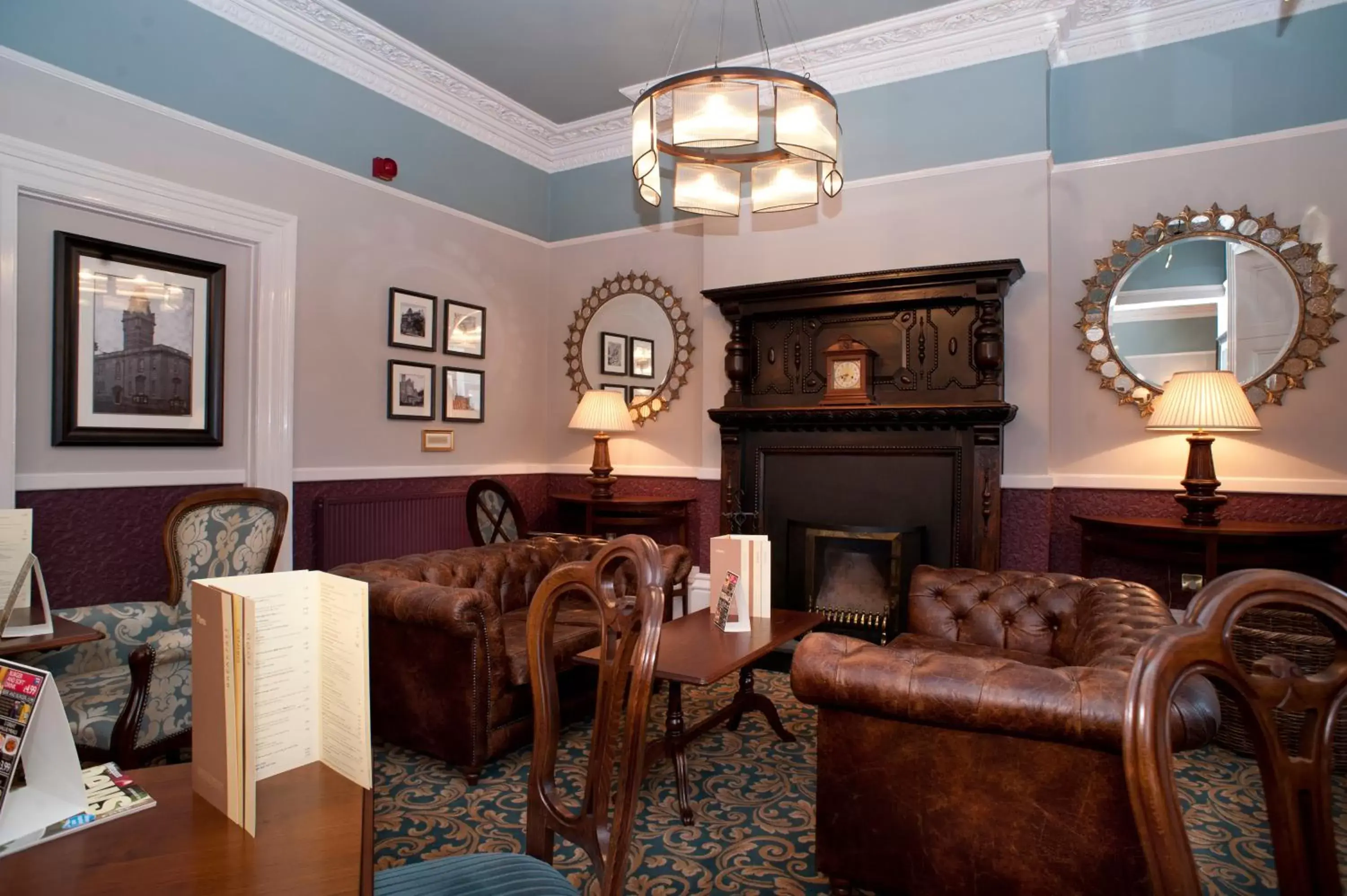 Seating Area in Cabot Court Hotel Wetherspoon