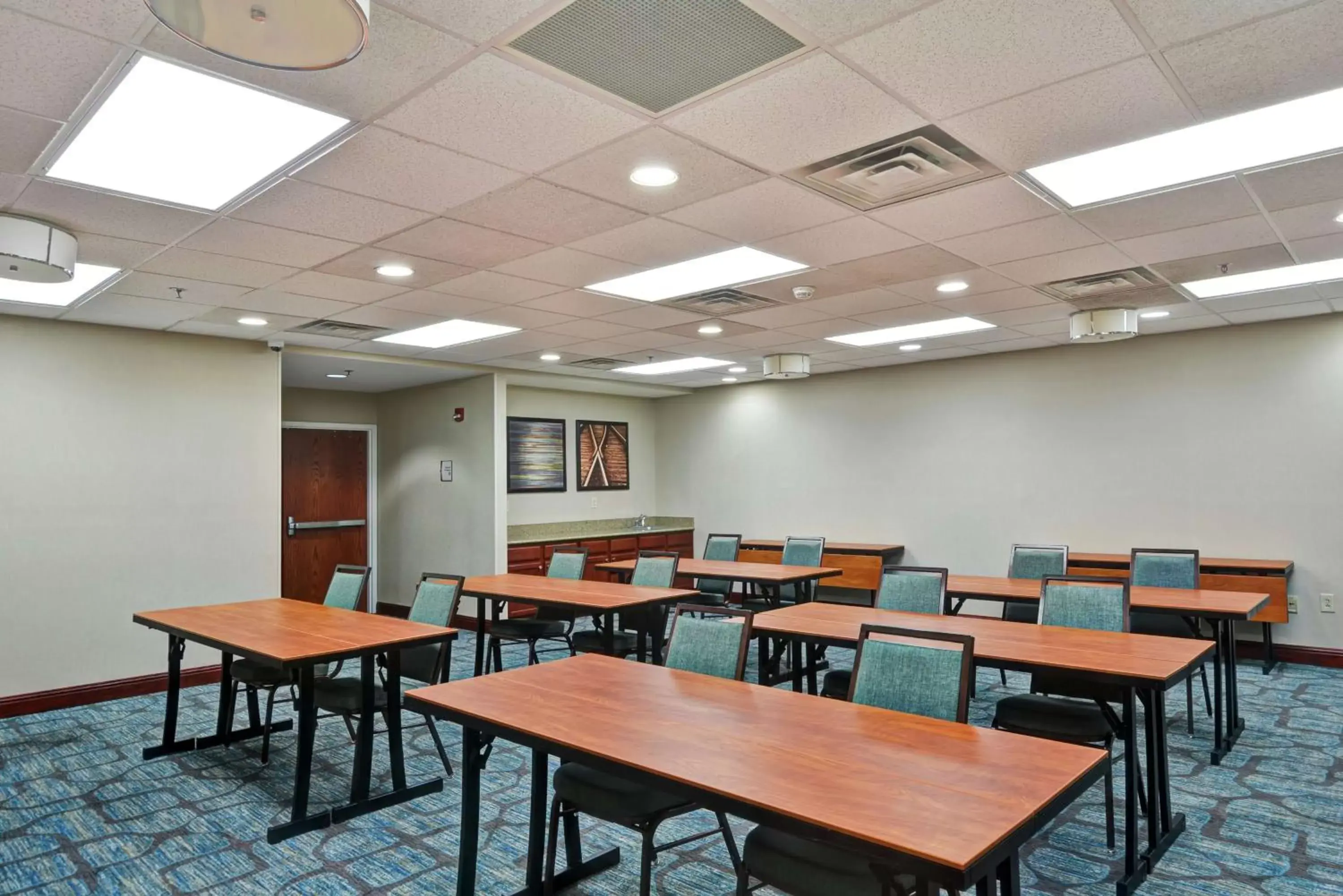 Meeting/conference room in Homewood Suites by Hilton Lexington Fayette Mall
