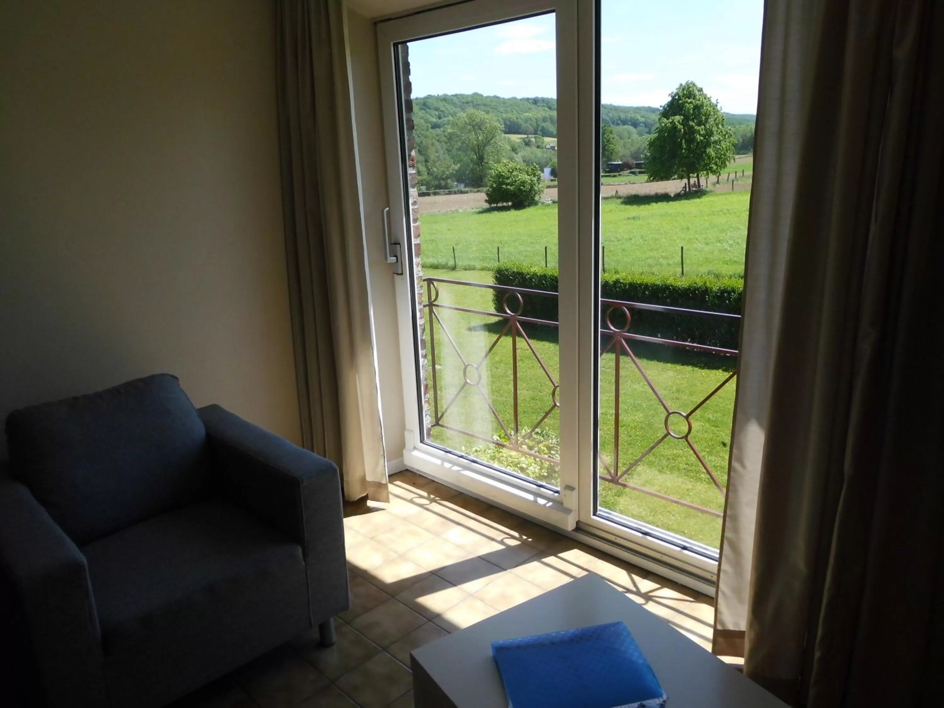 Twin Room with Bathroom in 't Gulpdal Hotel Voeren-Teuven