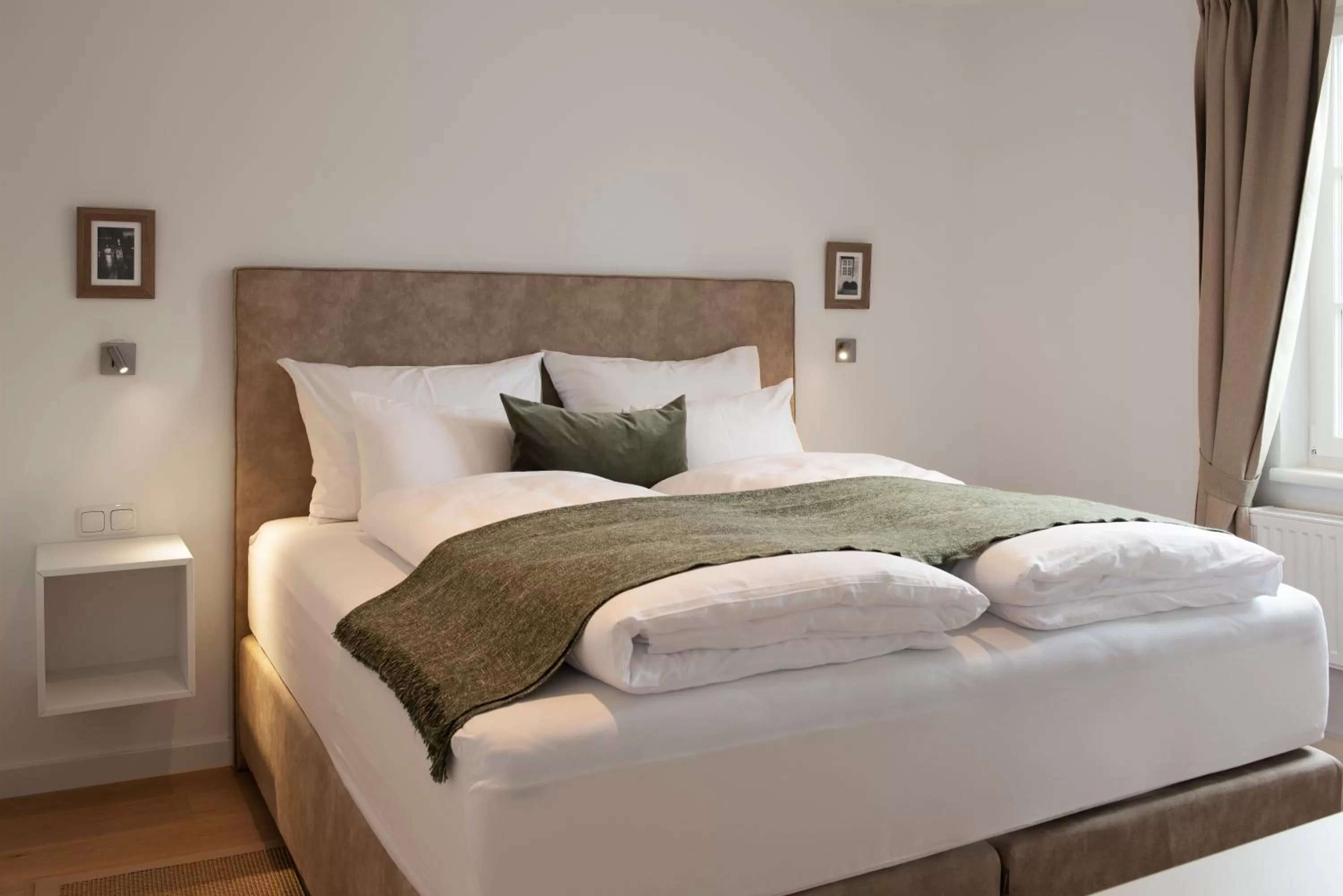 Bedroom, Bed in Quartier 99