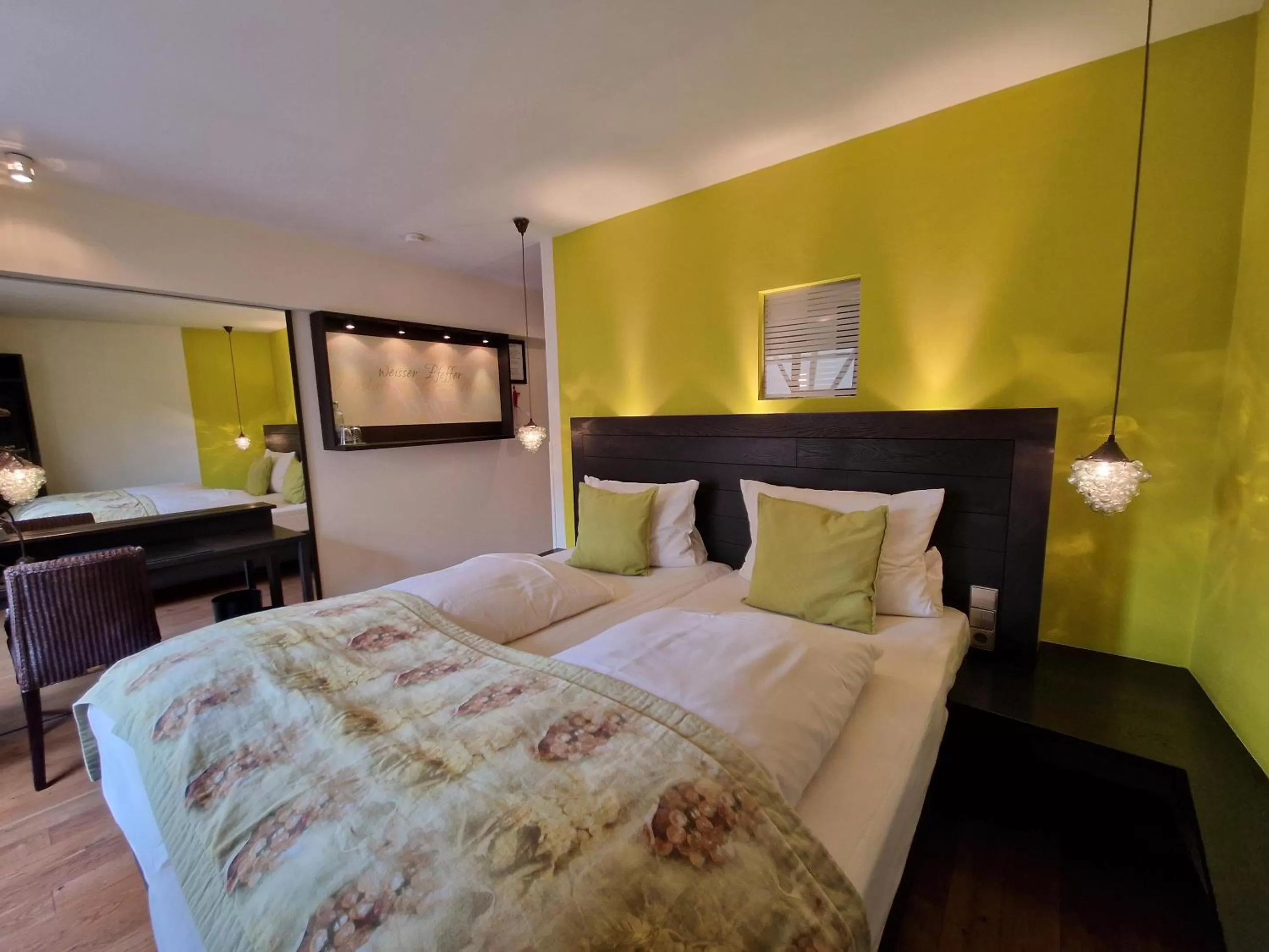 Bed in Laurentius Boutique-Hotel & Restaurant