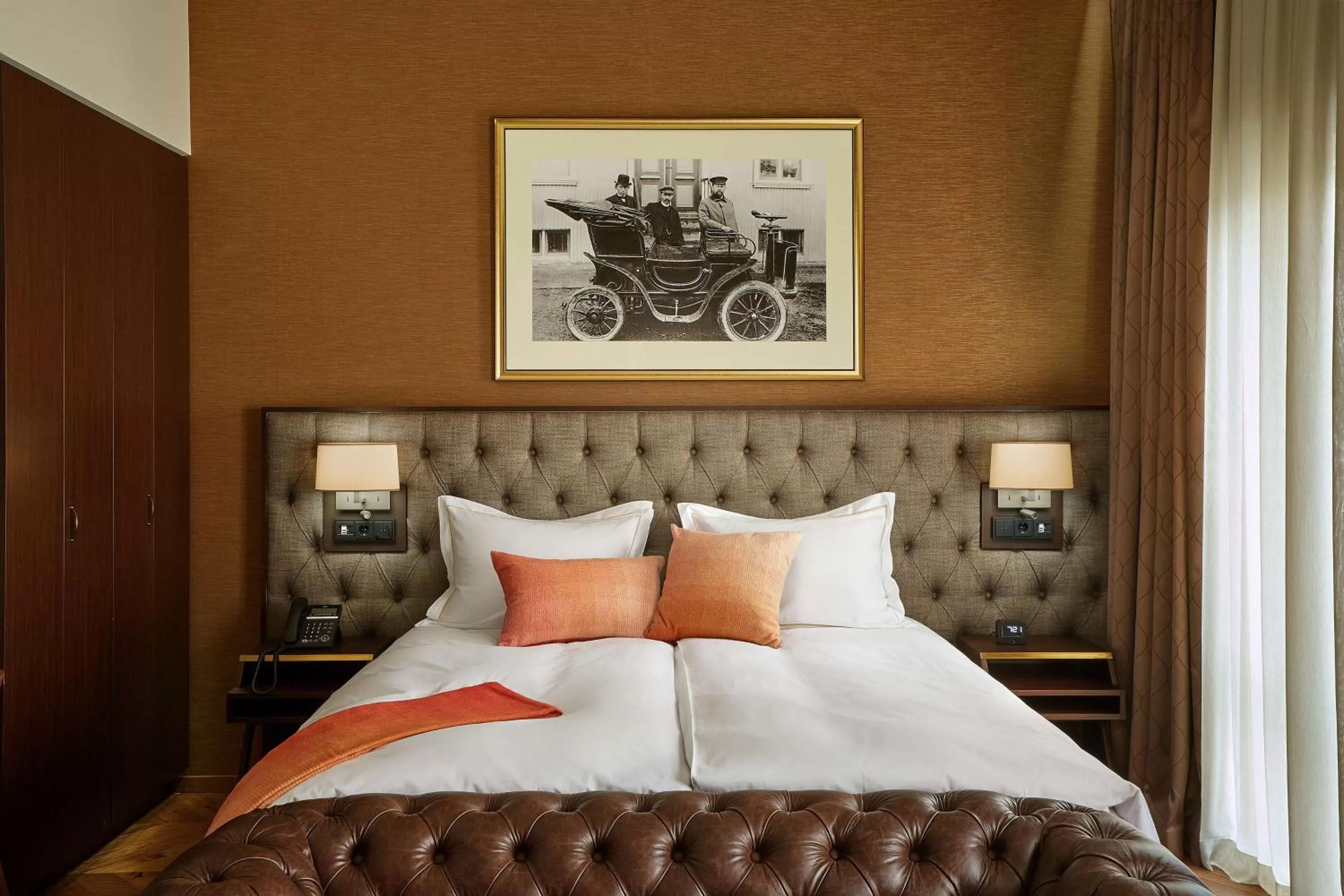 Bed in Reykjavik Konsulat Hotel, Curio Collection By Hilton