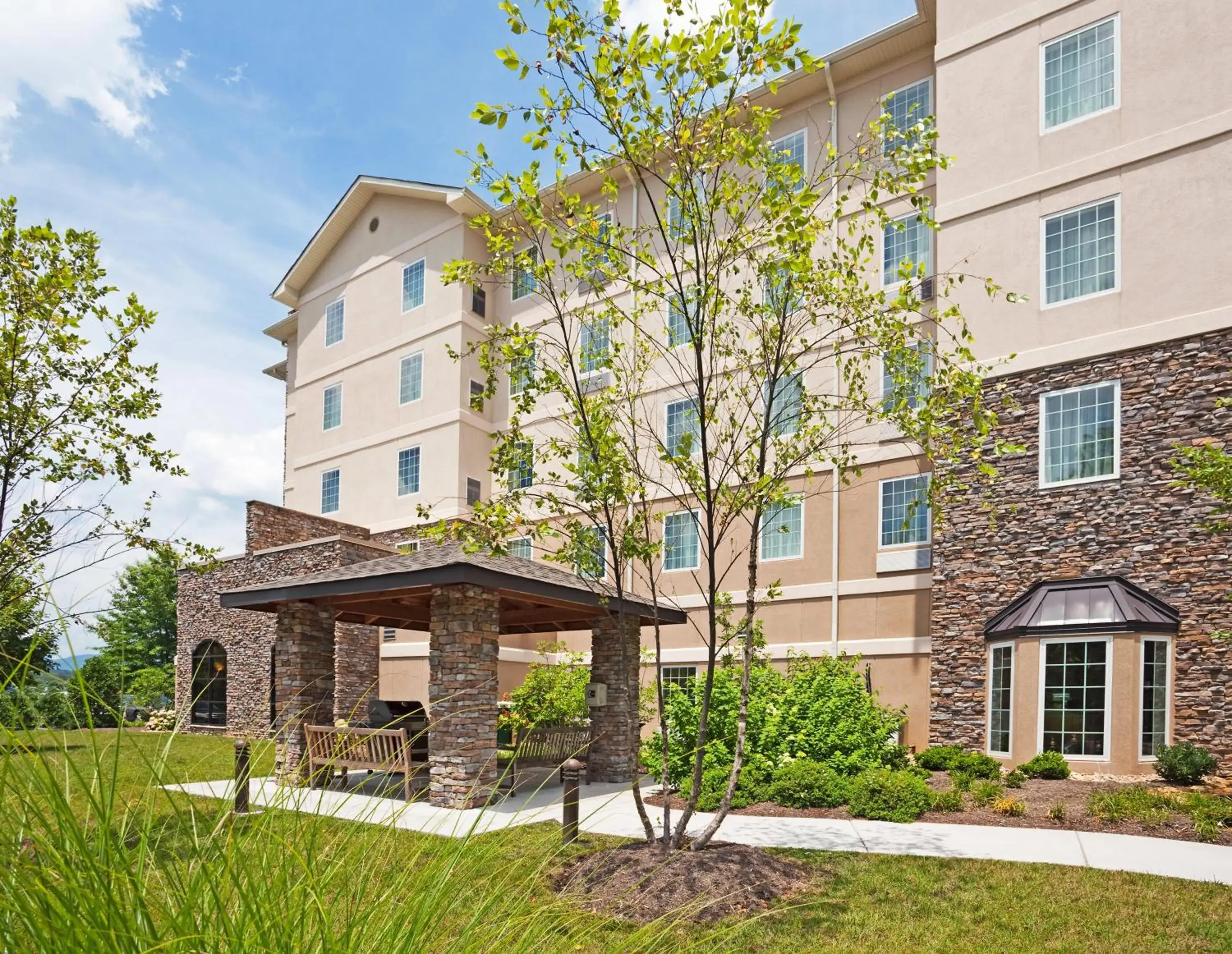 Property Building in Staybridge Suites-Knoxville Oak Ridge