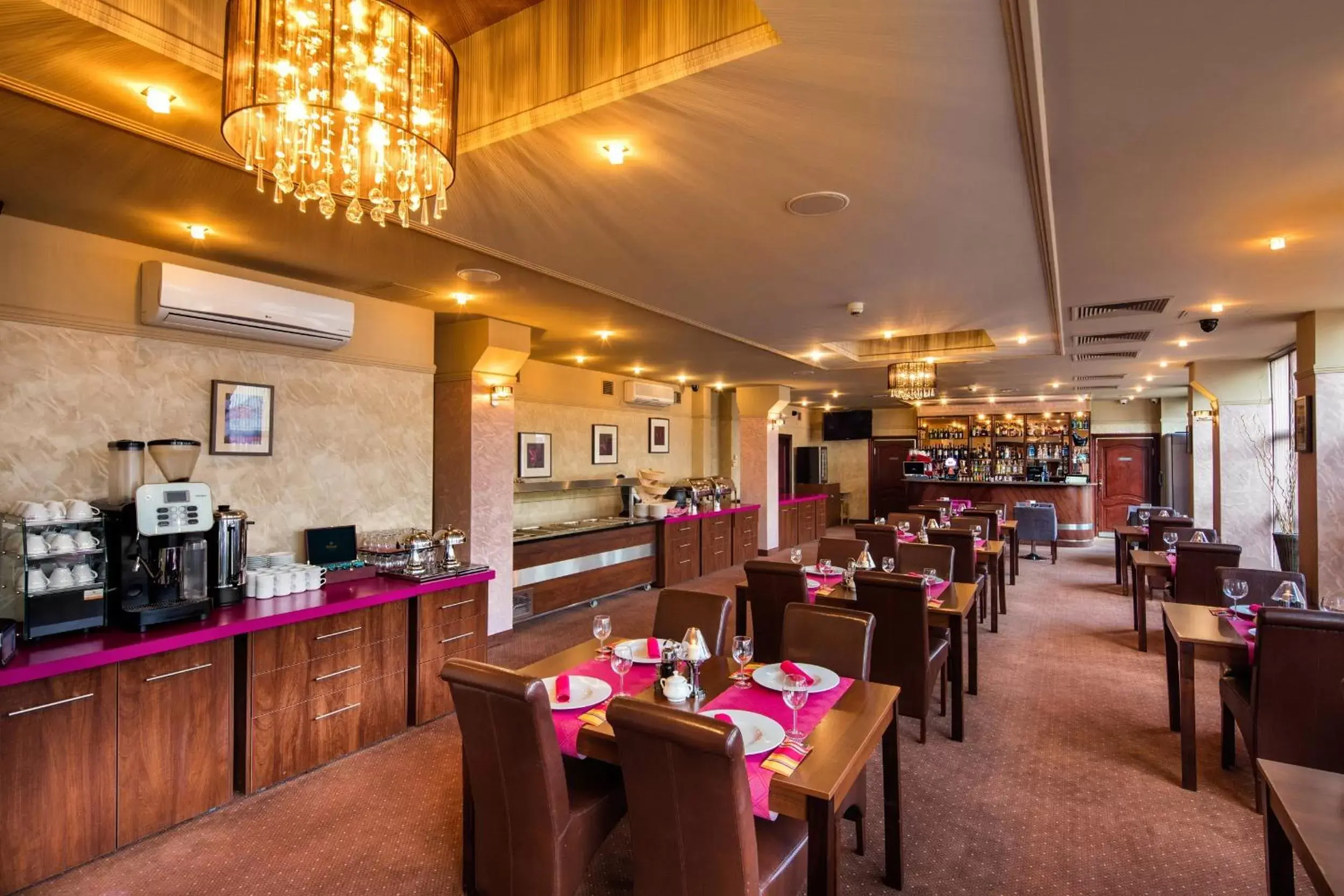 Restaurant/places to eat in Hotel Galicya Restaurant/places to eat in Hotel Galicya