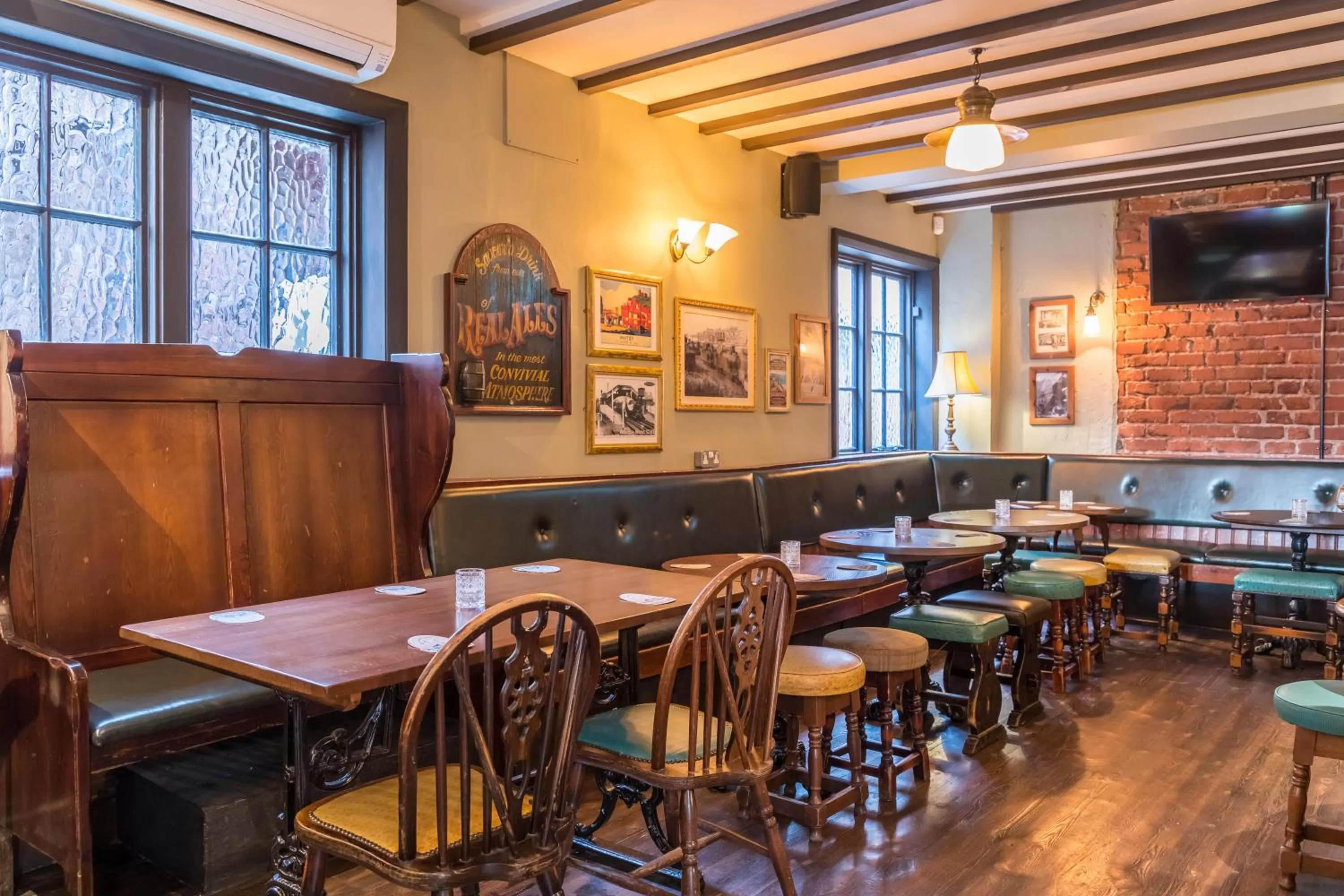 Lounge or bar in The Station Inn Whitby