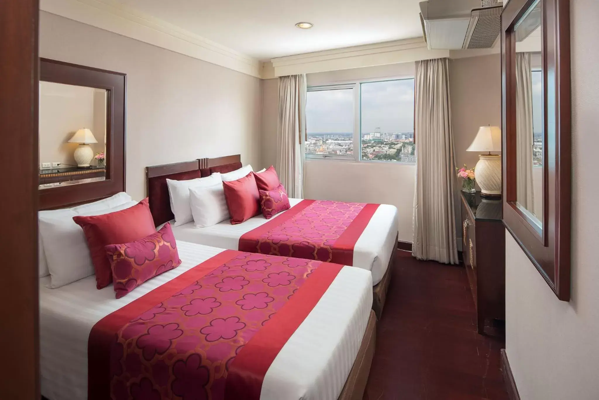 Bedroom in Prince Palace Hotel Bangkok - SHA Extra Plus