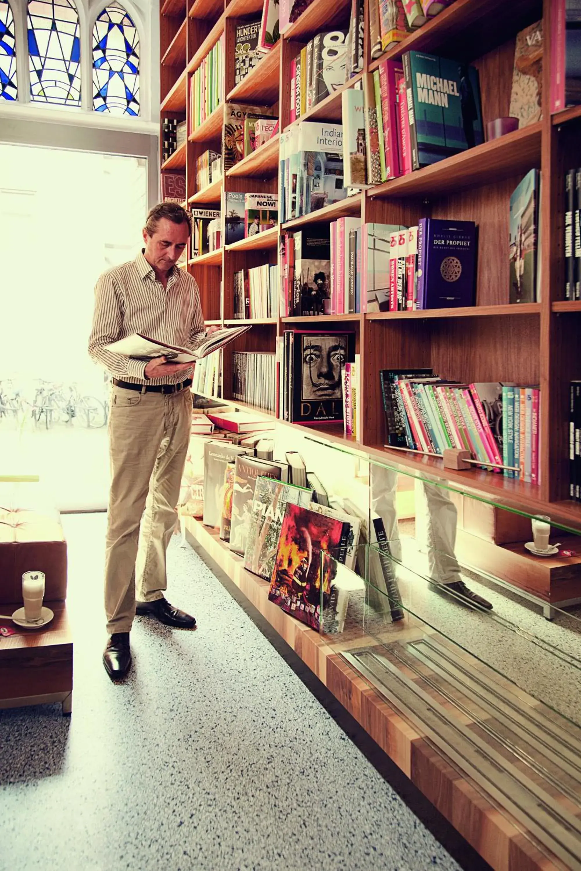 Library in HOPPER Hotel St. Josef