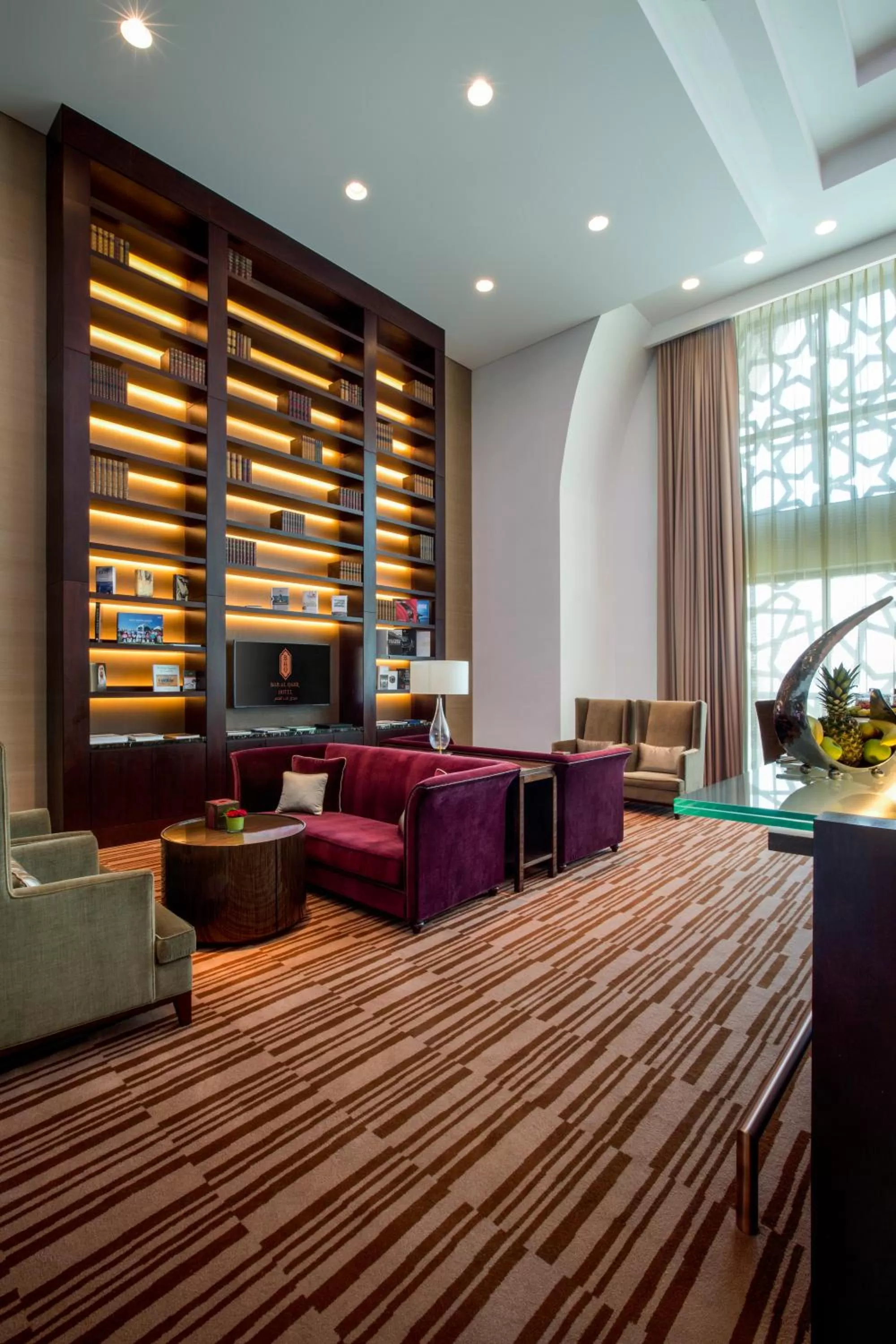 Restaurant/places to eat in Bab Al Qasr Hotel