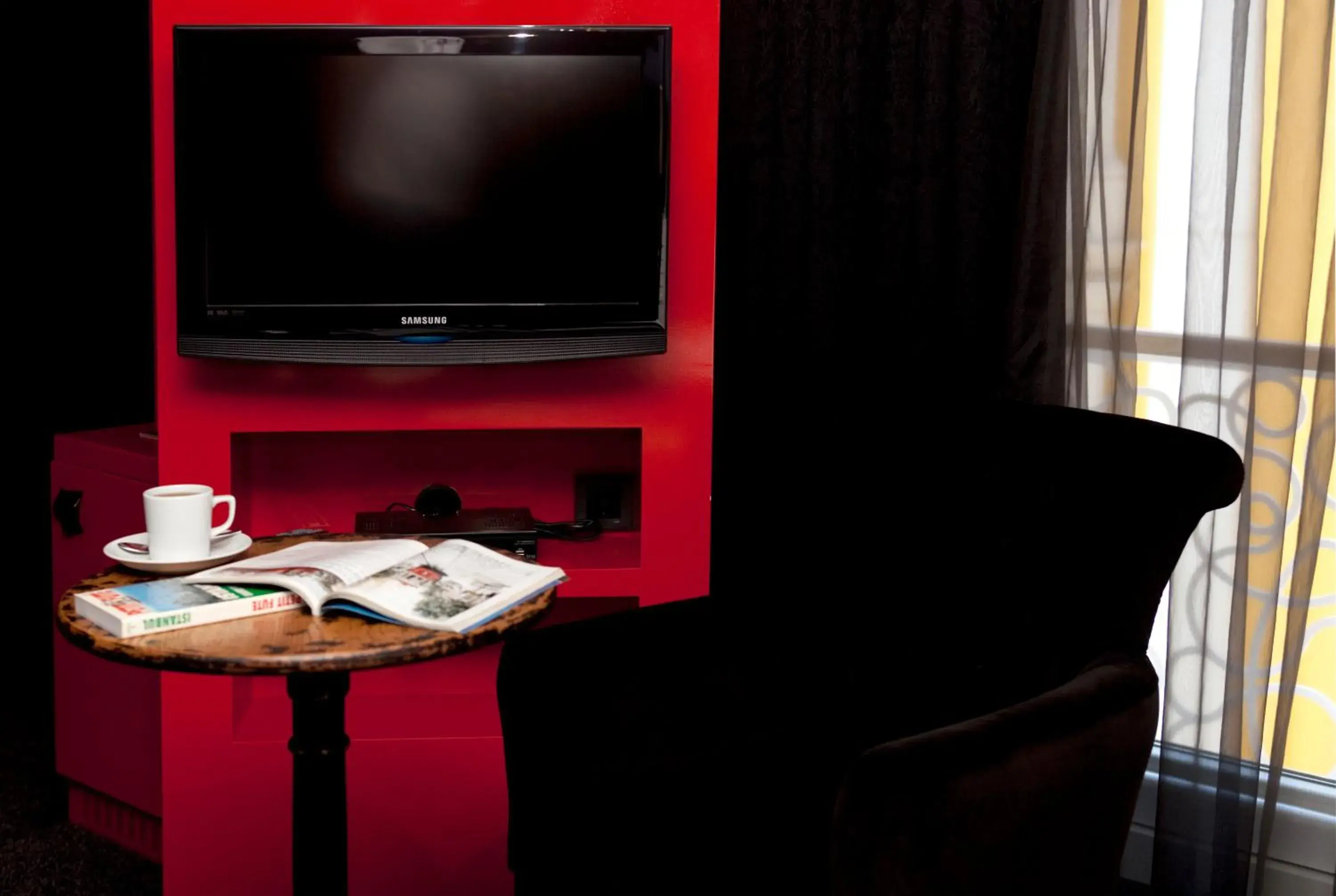 TV and multimedia, TV/Entertainment Center in Hypnos Design Hotel