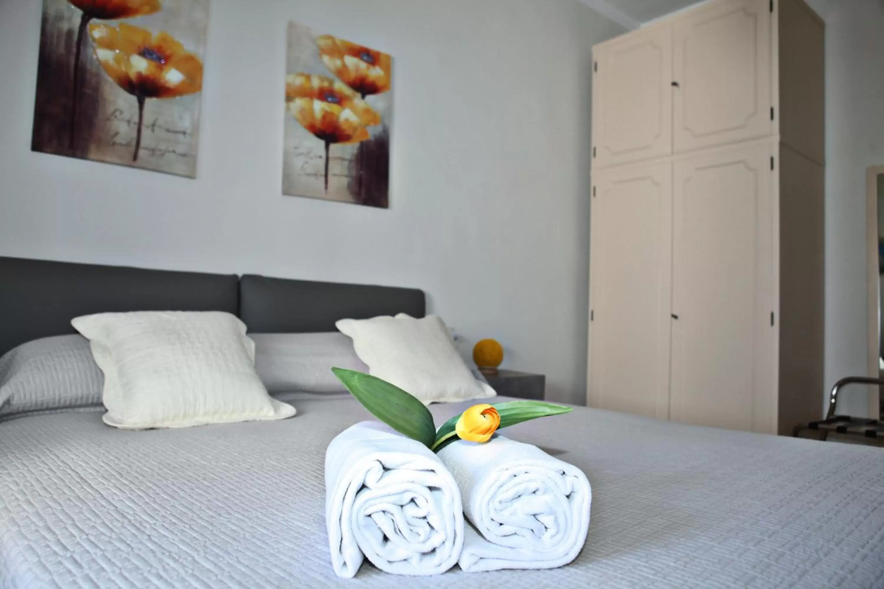 Bedroom, Bed in Mura Home Sorrento