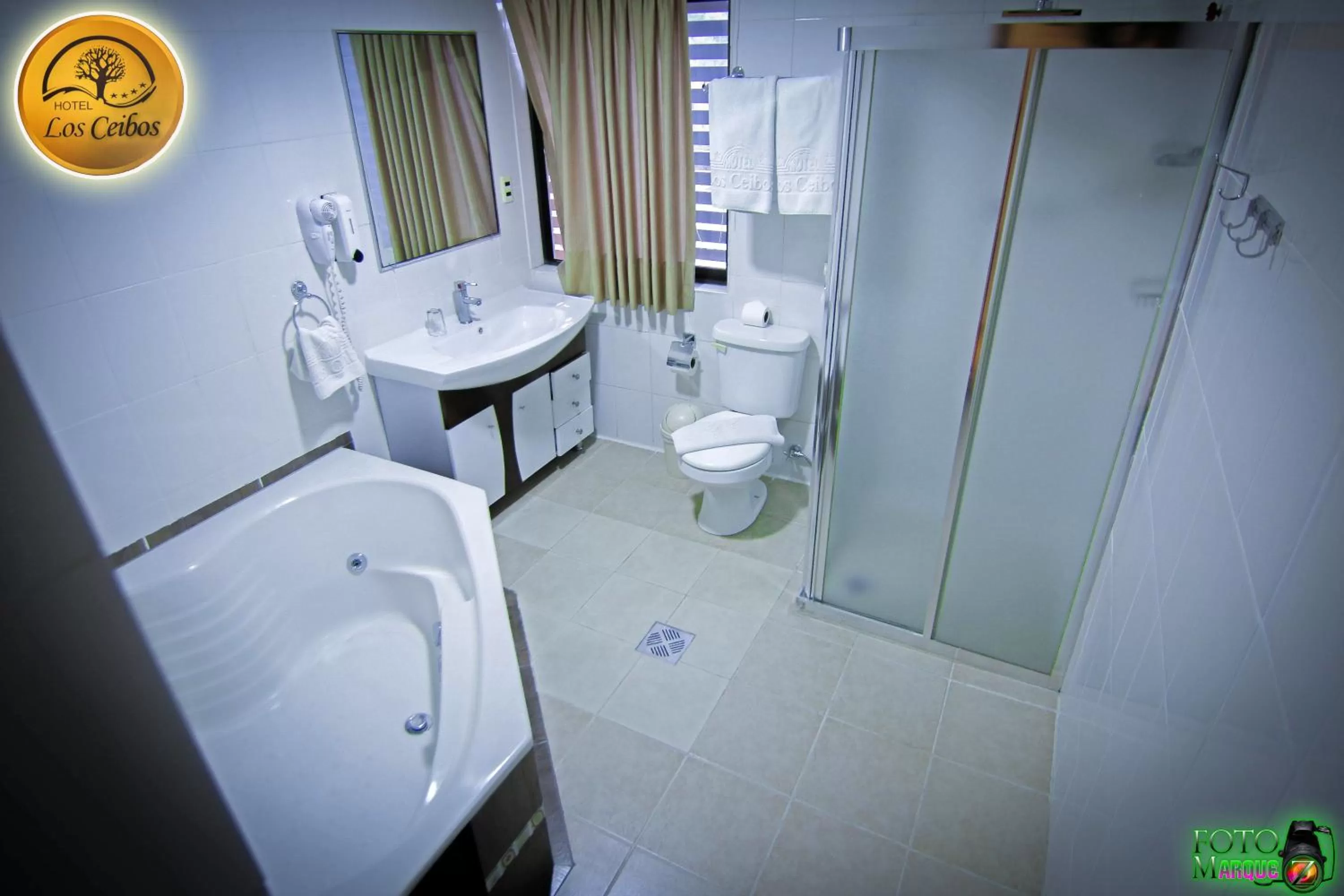 Bathroom in Hotel Los Ceibos