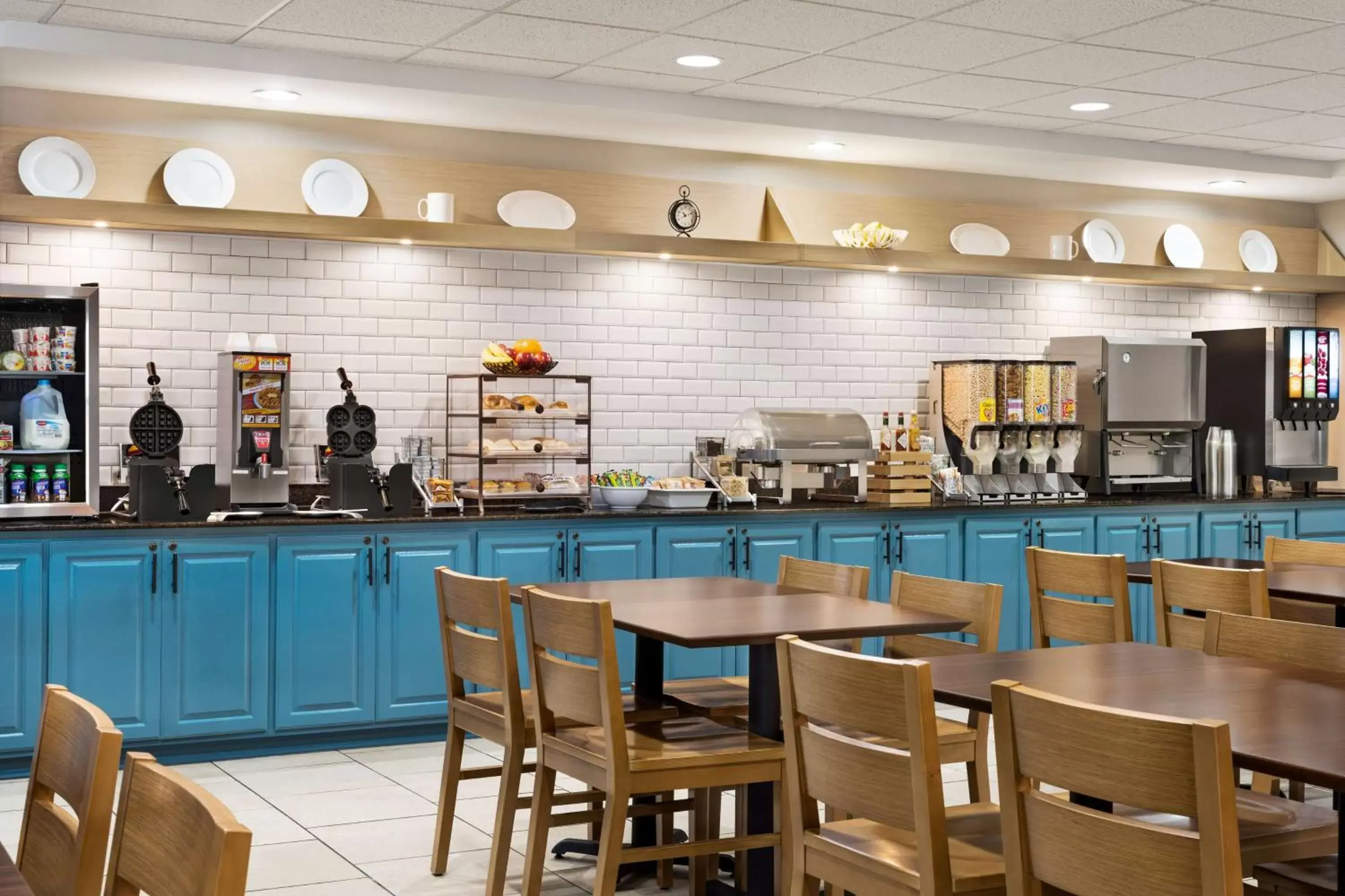 Breakfast, Restaurant/Places to Eat in Country Inn & Suites by Radisson, Boise West, ID