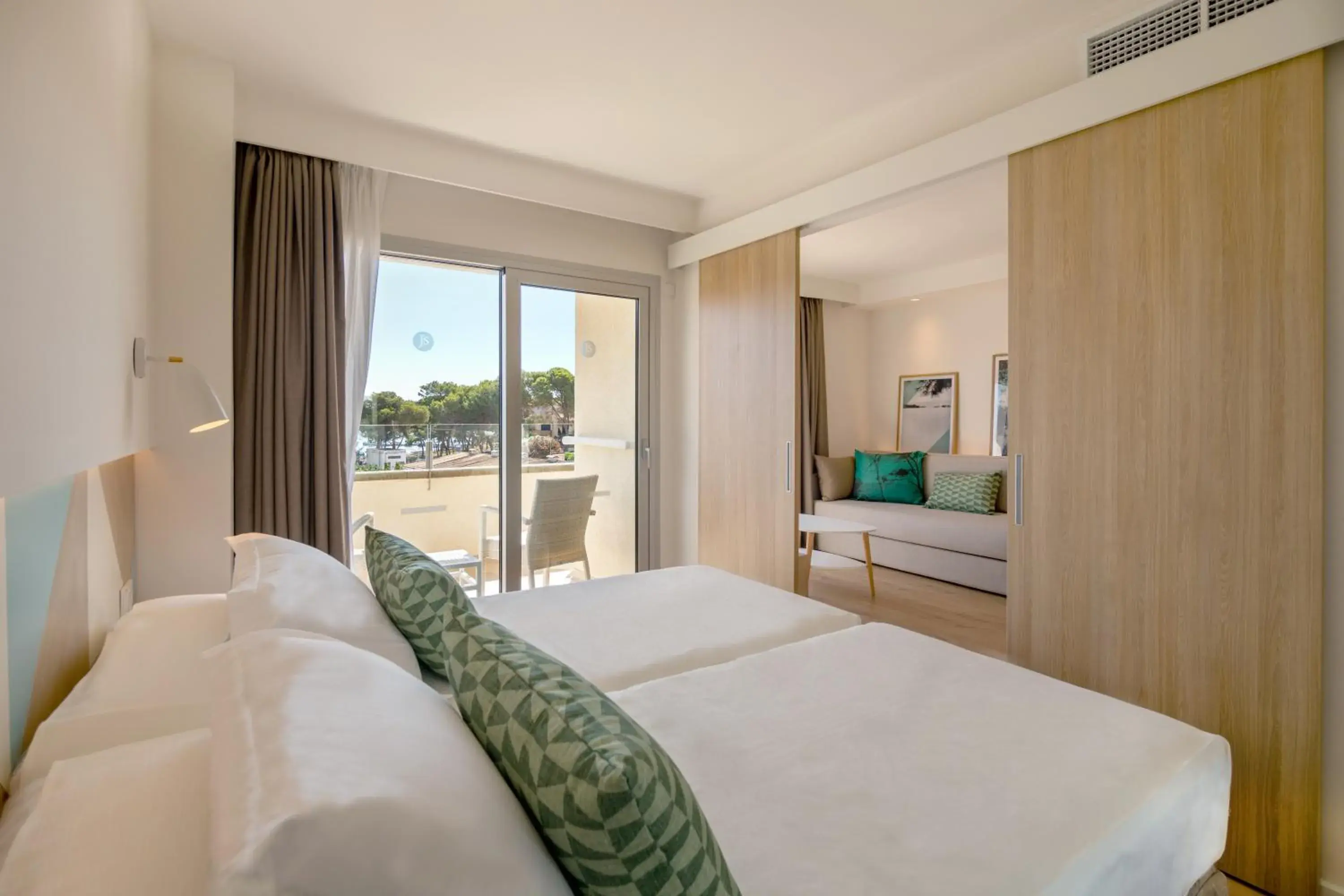Photo of the whole room, Bed in JS Portocolom Suites