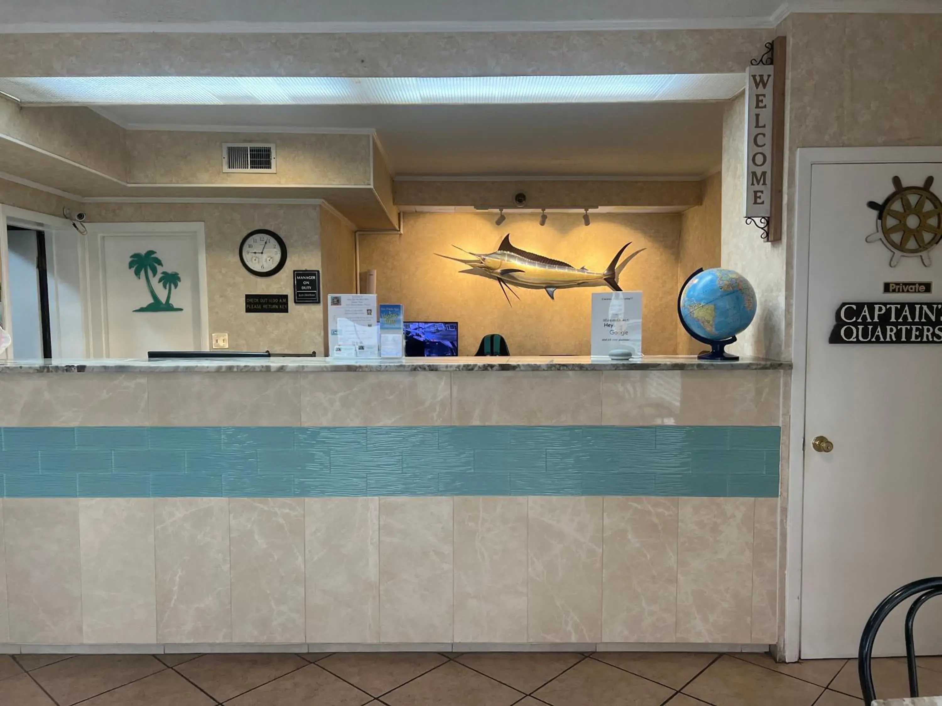 Lobby or reception, Lobby/Reception in Hole Inn the Wall Hotel - Sunset Plaza - Fort Walton Beach