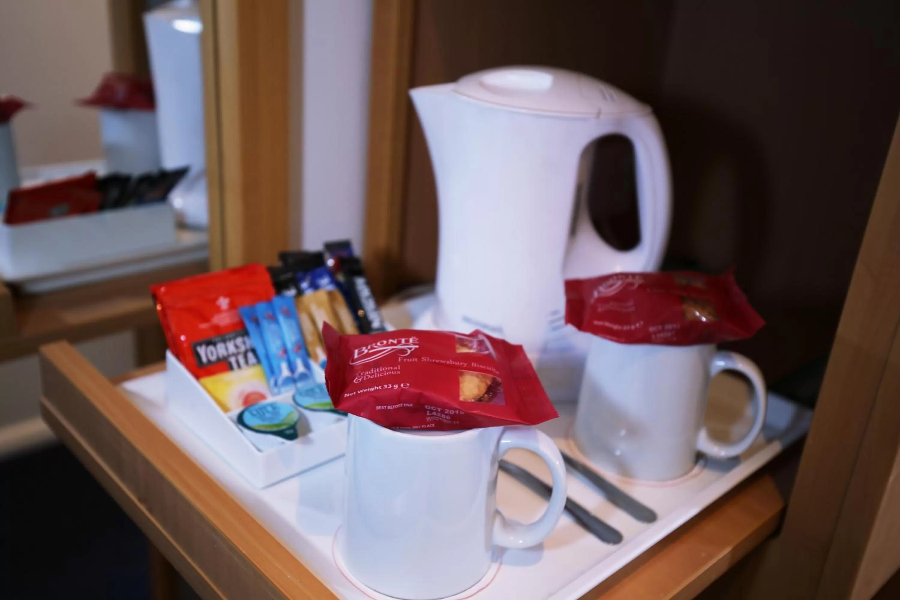 Coffee/tea facilities in Ramada Wakefield