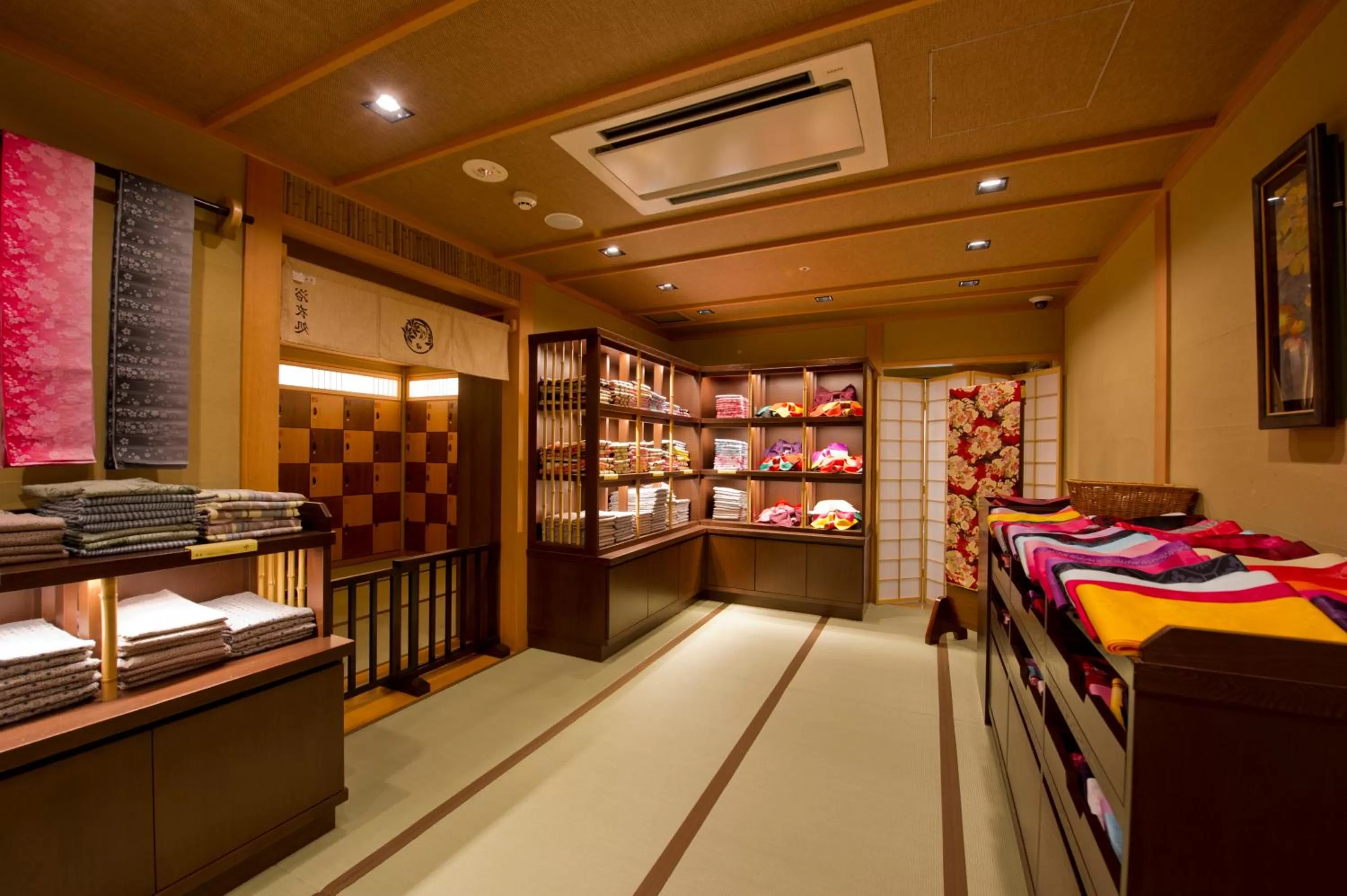 Lobby or reception in Kadensho, Arashiyama Onsen, Kyoto - Kyoritsu Resort