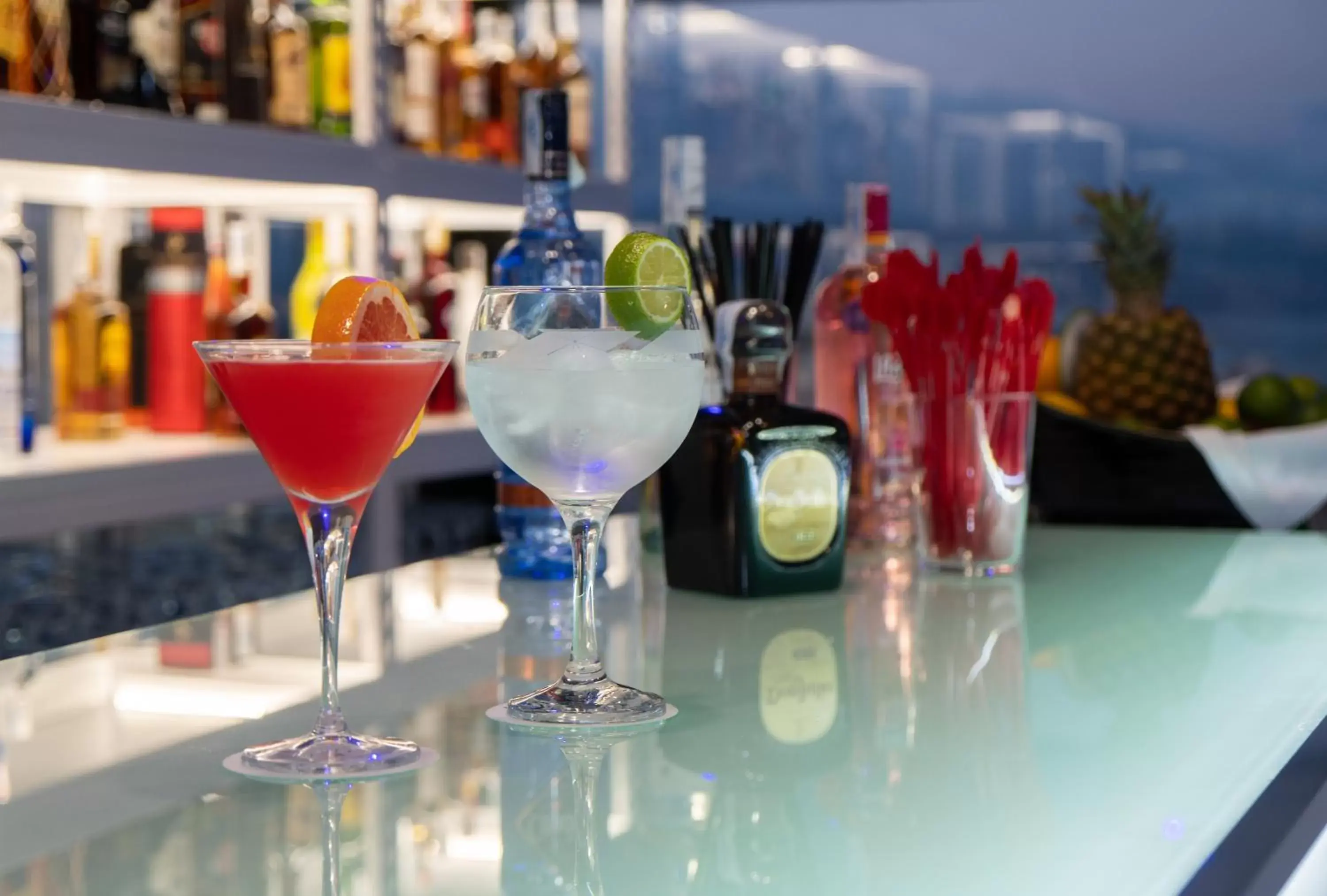 Lounge or bar in BLUESEA Gran Cervantes