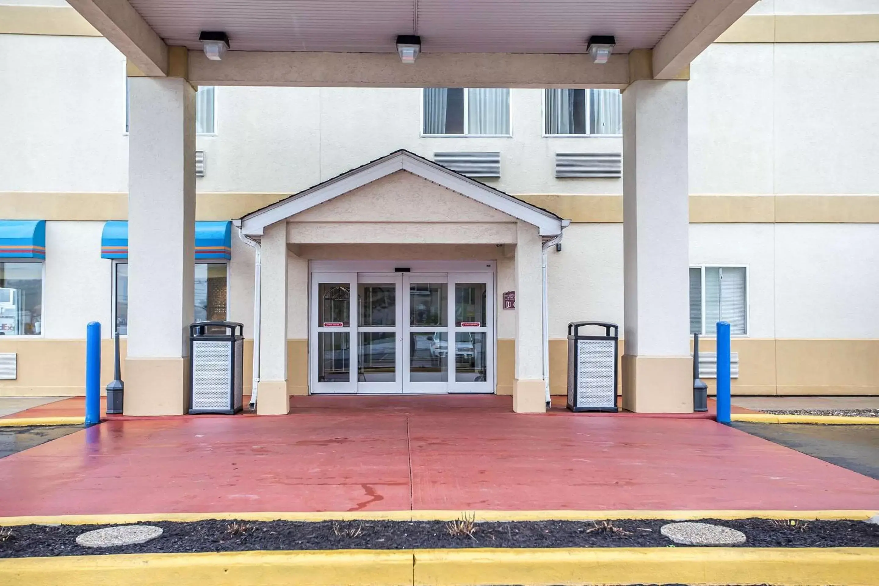 Property building in Comfort Inn Schererville