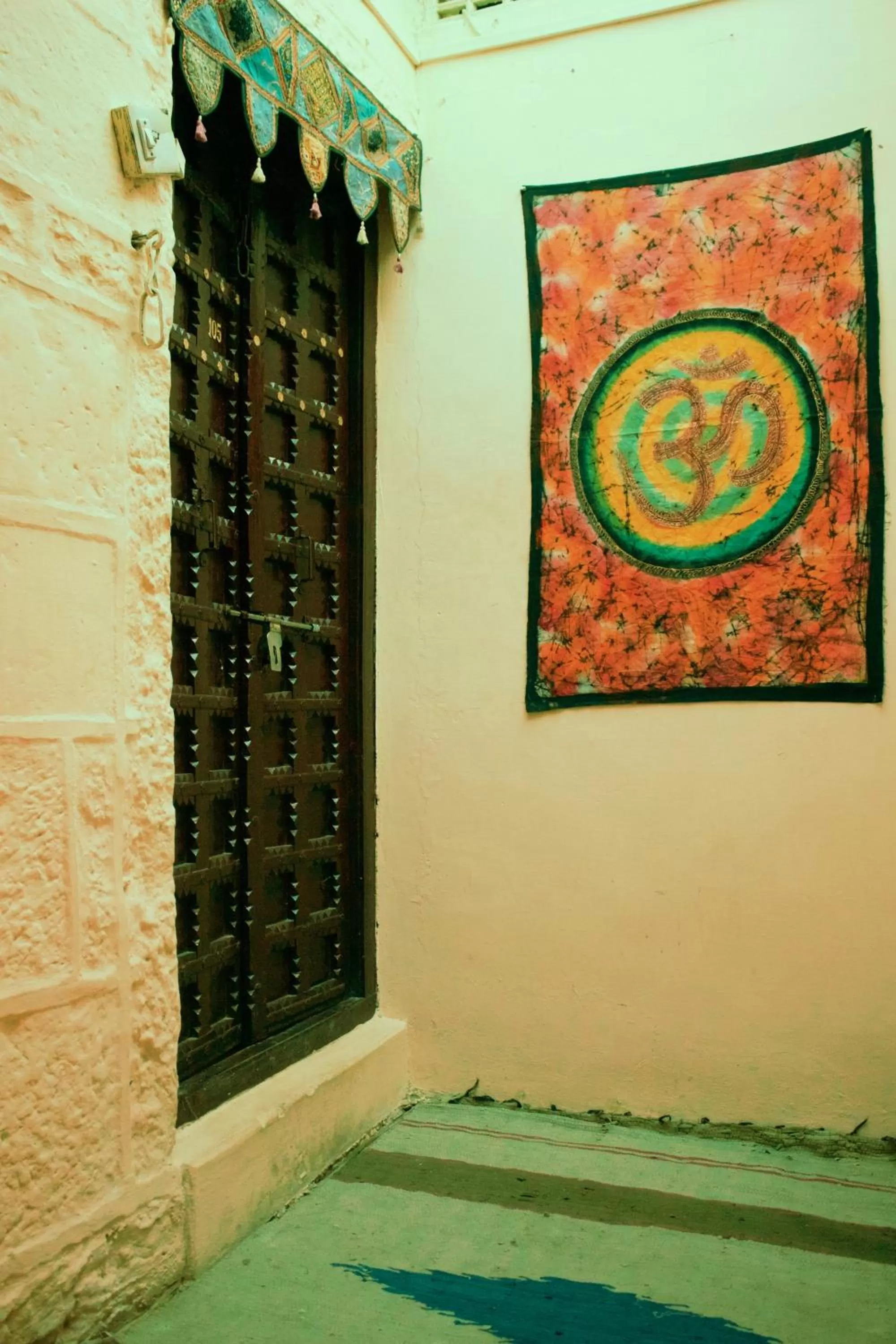 Decorative detail in Hotel Desert