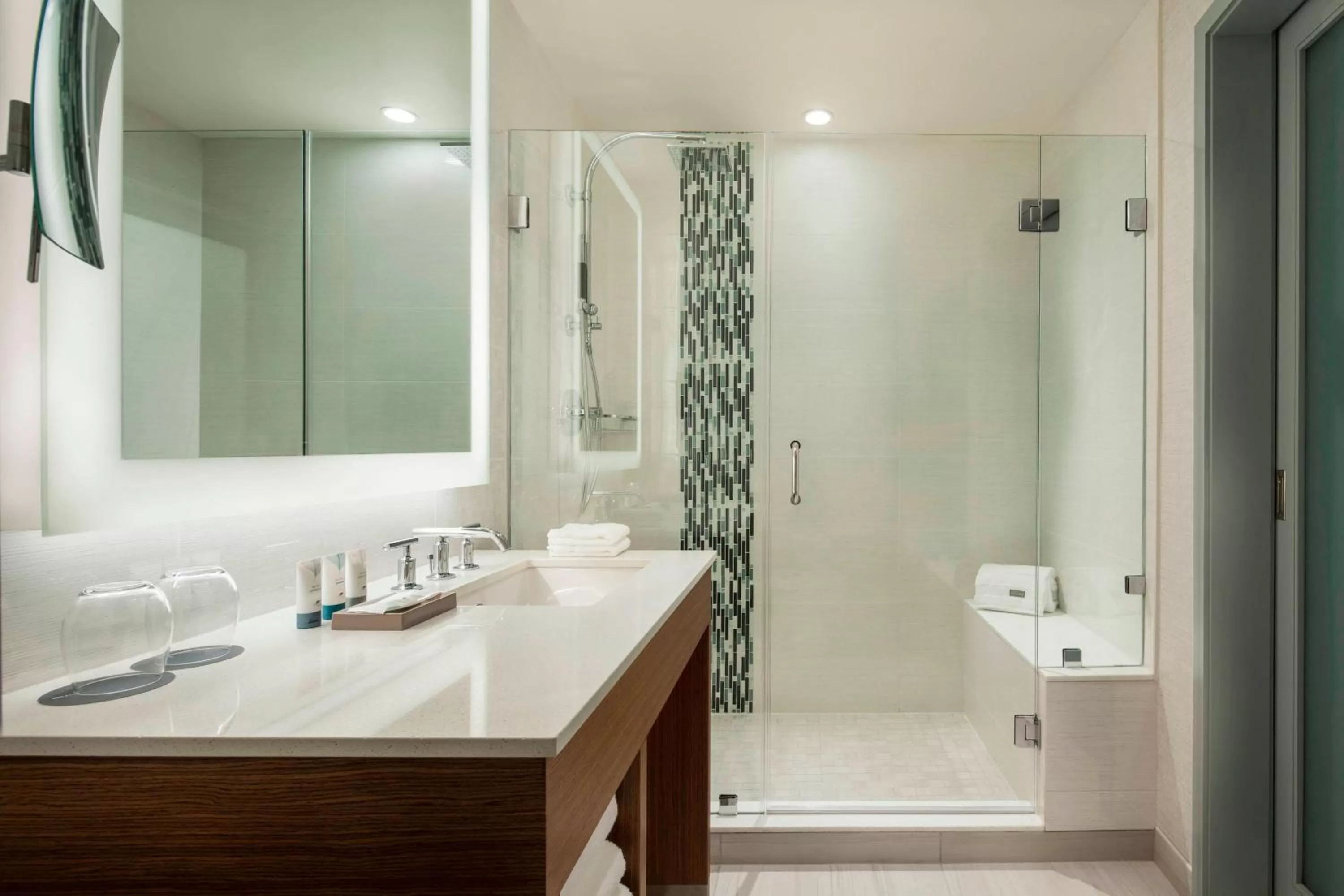 Standard 2 Queen with City View in The Westin Sarasota