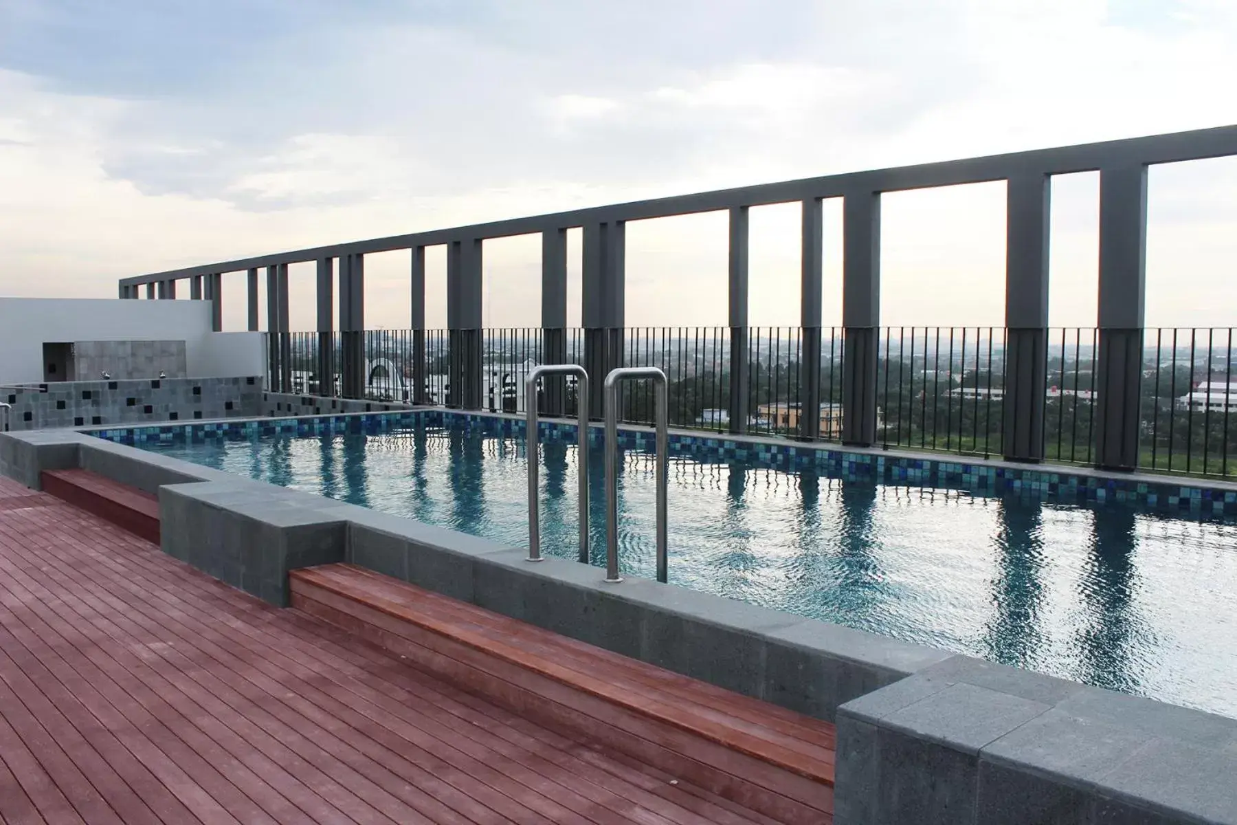 Swimming Pool in Swiss-Belinn Cikarang