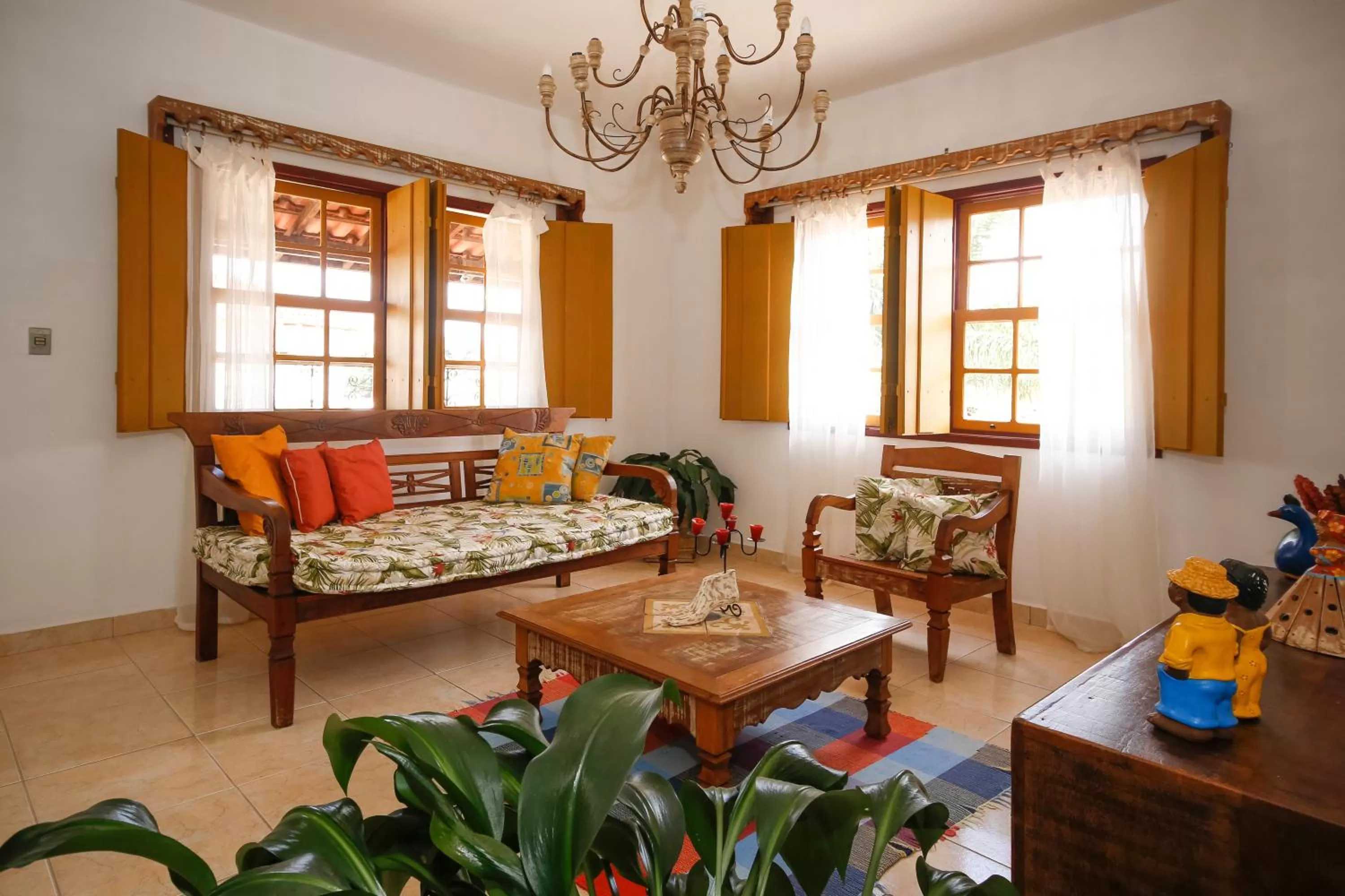 Communal lounge/ TV room in Pousada Neuza Barbosa